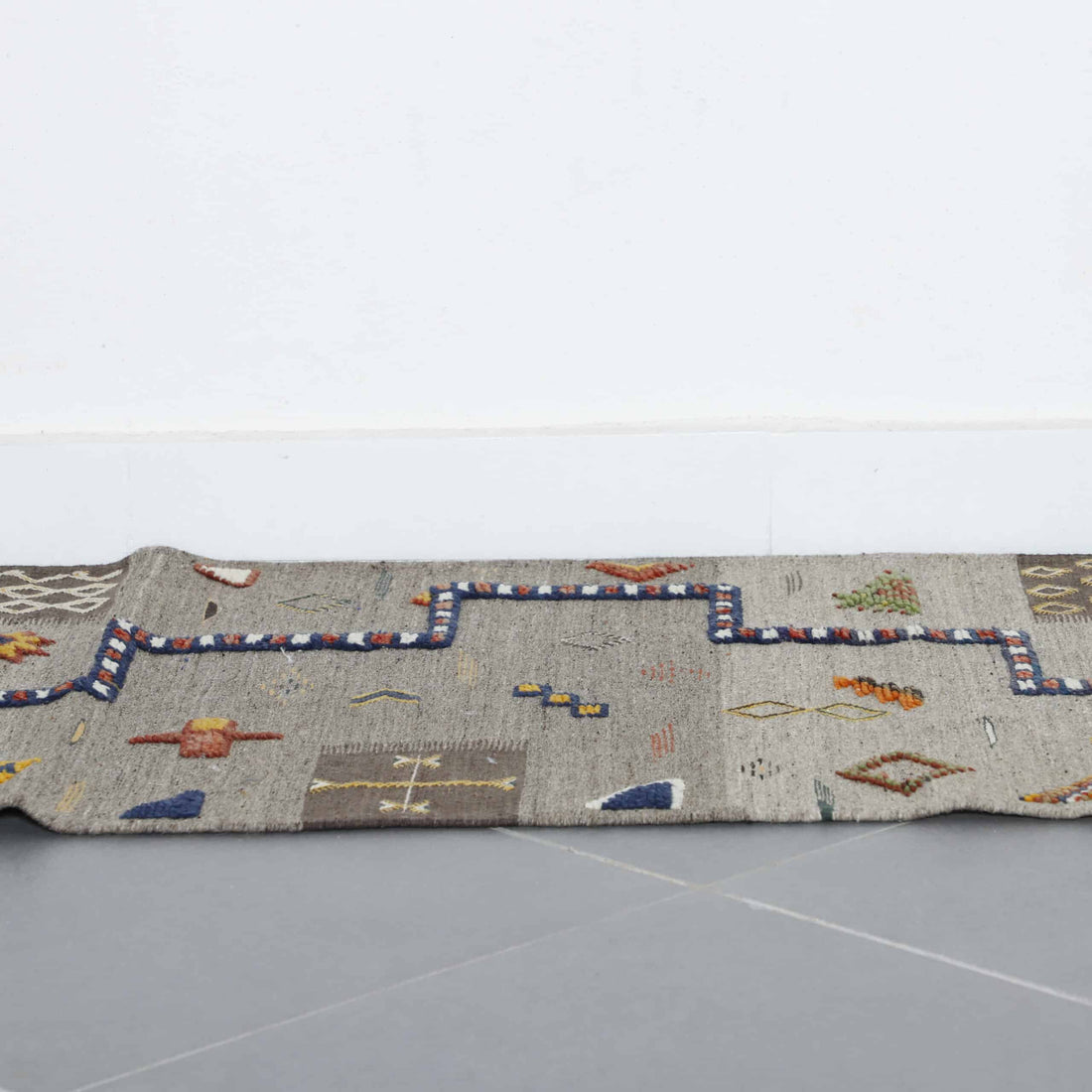 Akhenif Kilim Runner 6.7×2.3 ft – Handmade Moroccan Wool Rug in Beige and Multicolor Tribal Design
