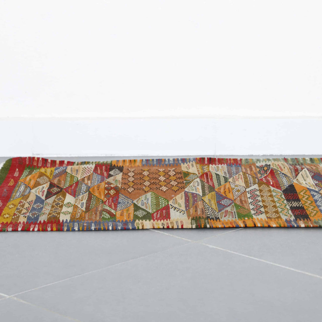 Berber Rug Kilim 5.3×2.2 ft – Handmade Moroccan Wool Runner with Colorful Geometric Design