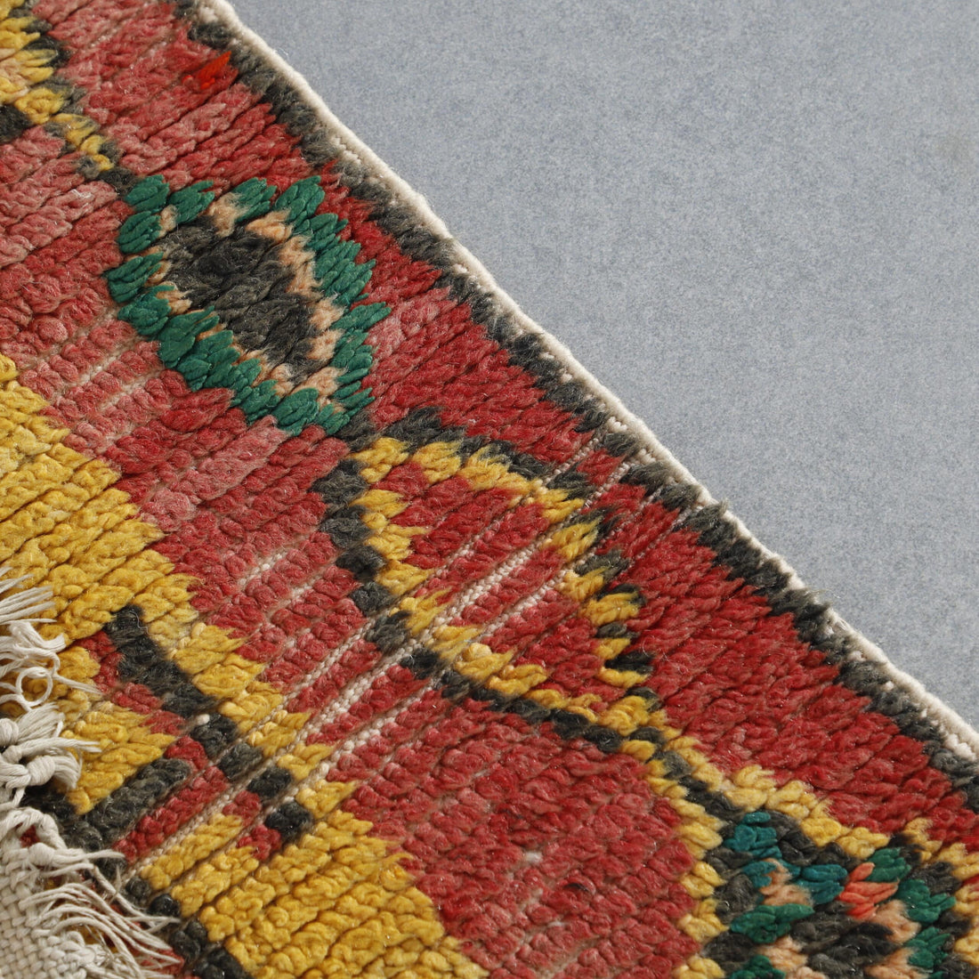 Azilal Rug 3.7×2.7 ft – Handmade Moroccan Wool Carpet in Yellow and Red Tribal Design