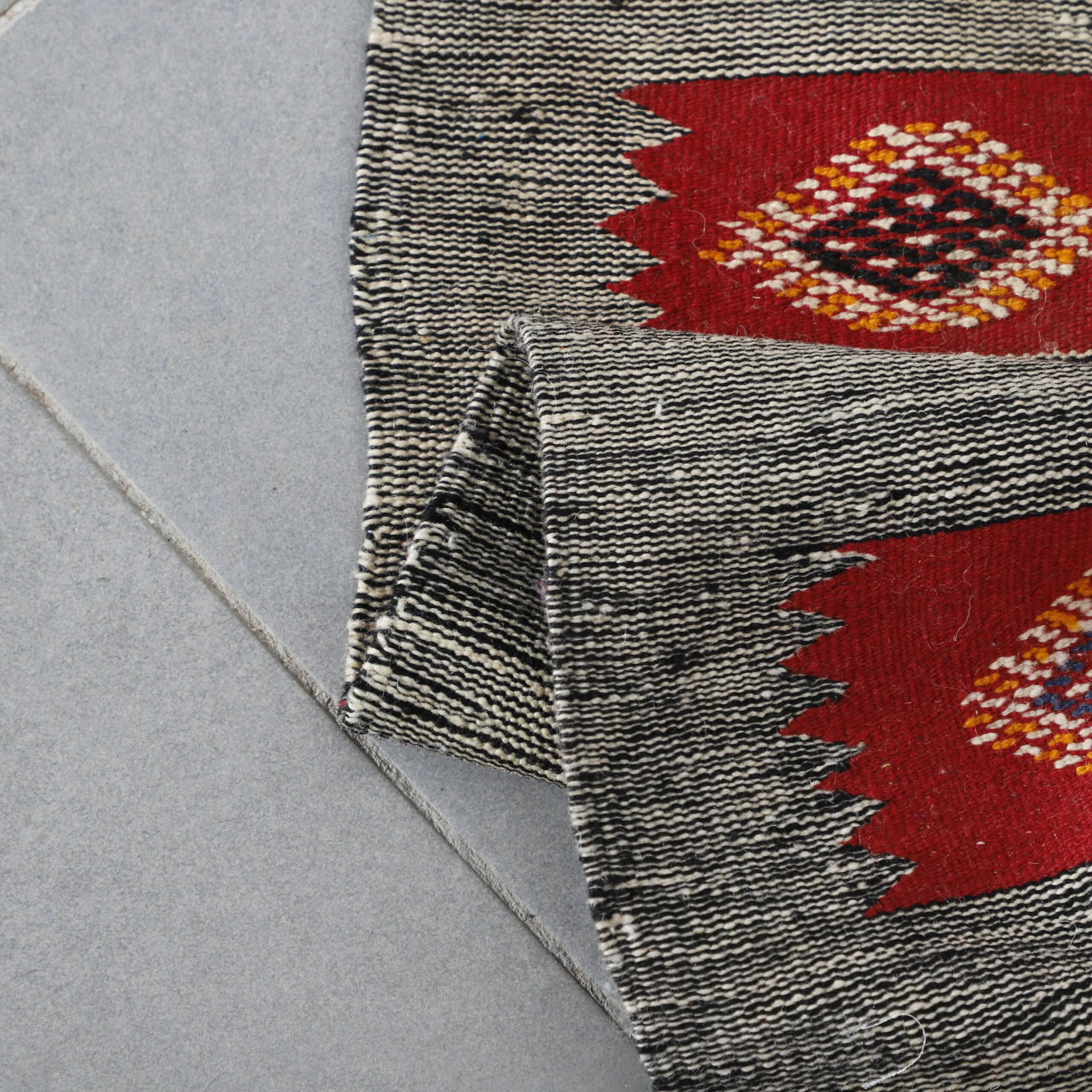 Zanafi Runner 5.1×2.3 ft – Handmade Moroccan Wool Flatweave Rug
