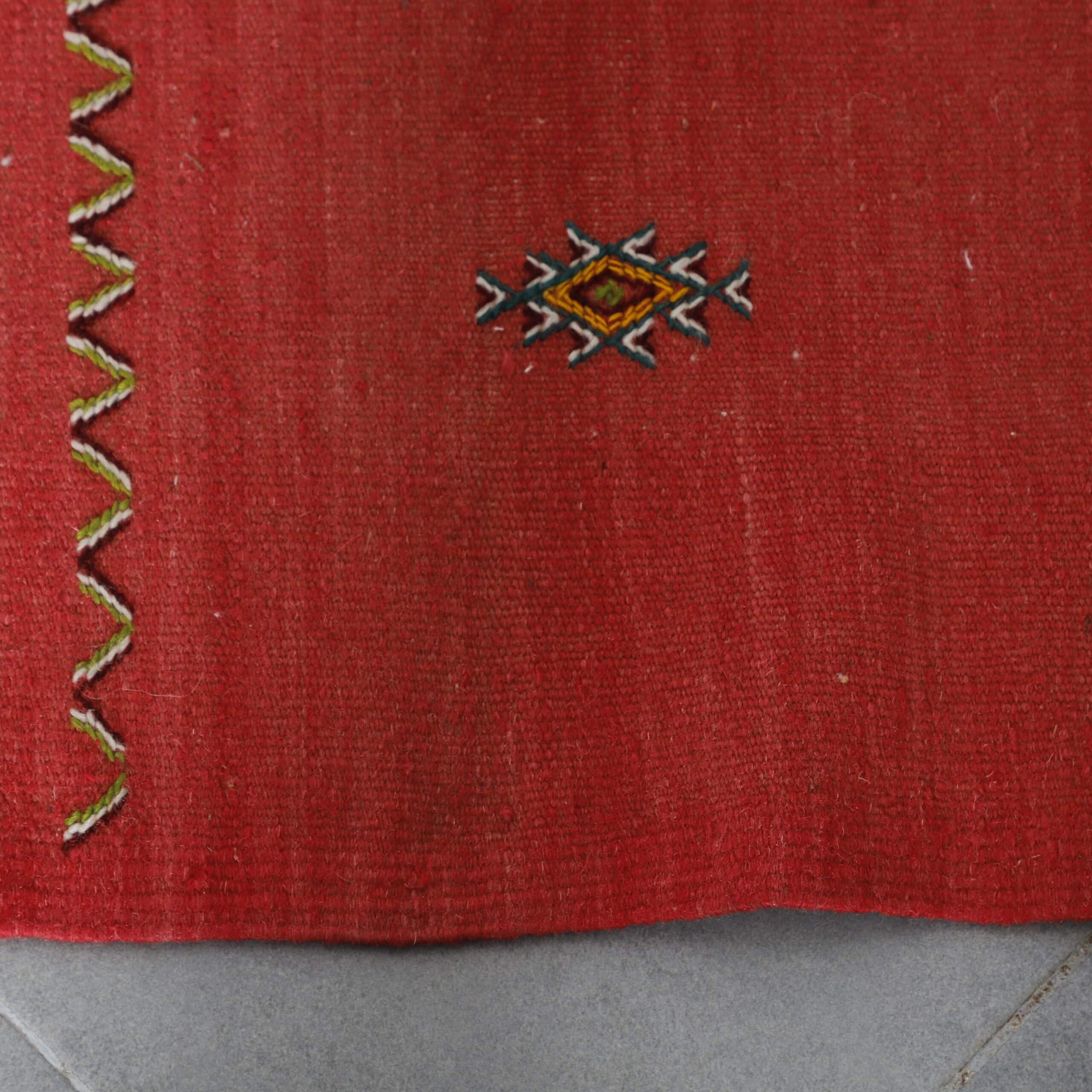 Akhnif Runner 8.2×2.2 ft – Handmade Moroccan Wool Rug in Red Tones