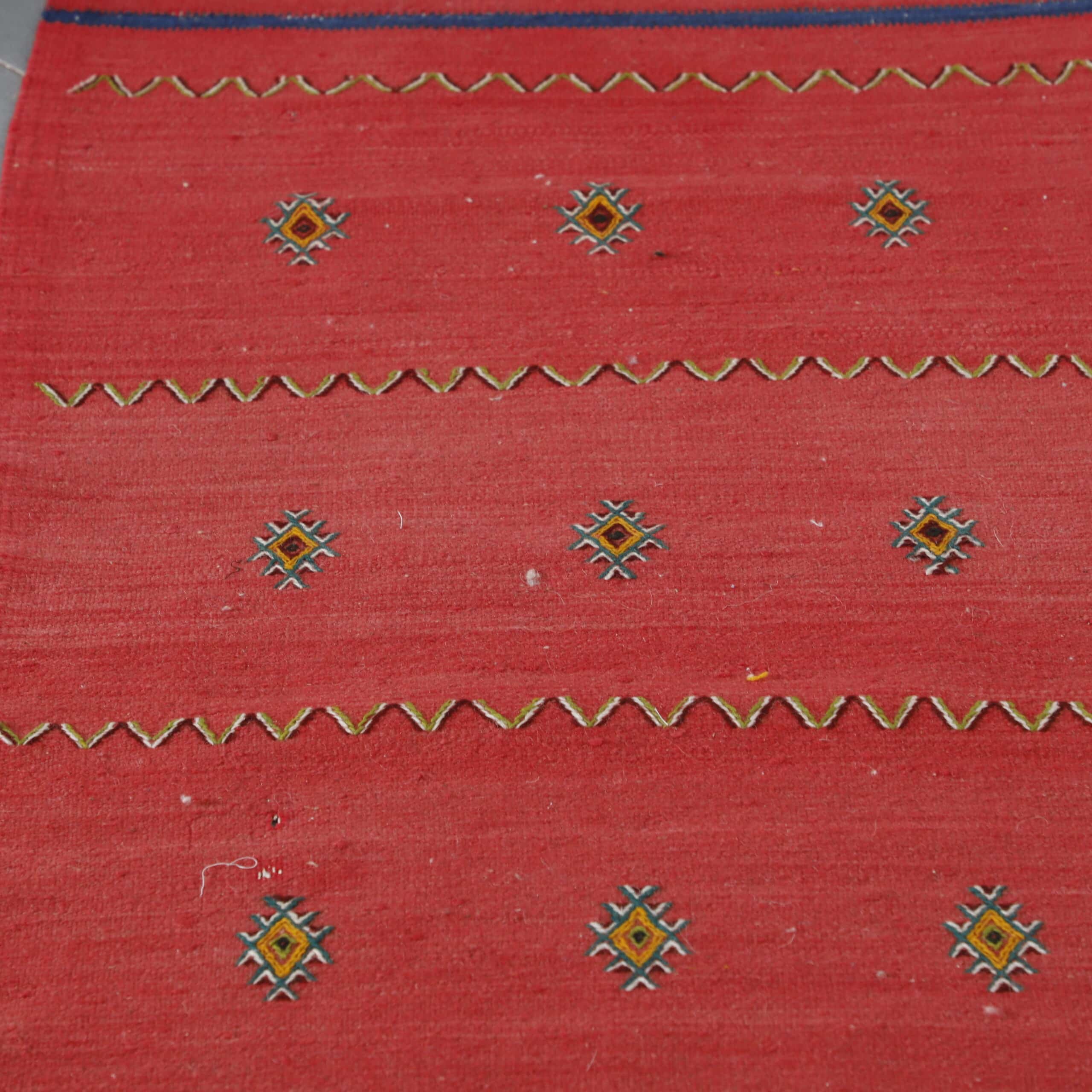 Akhnif Runner 8.2×2.2 ft – Handmade Moroccan Wool Rug in Red Tones