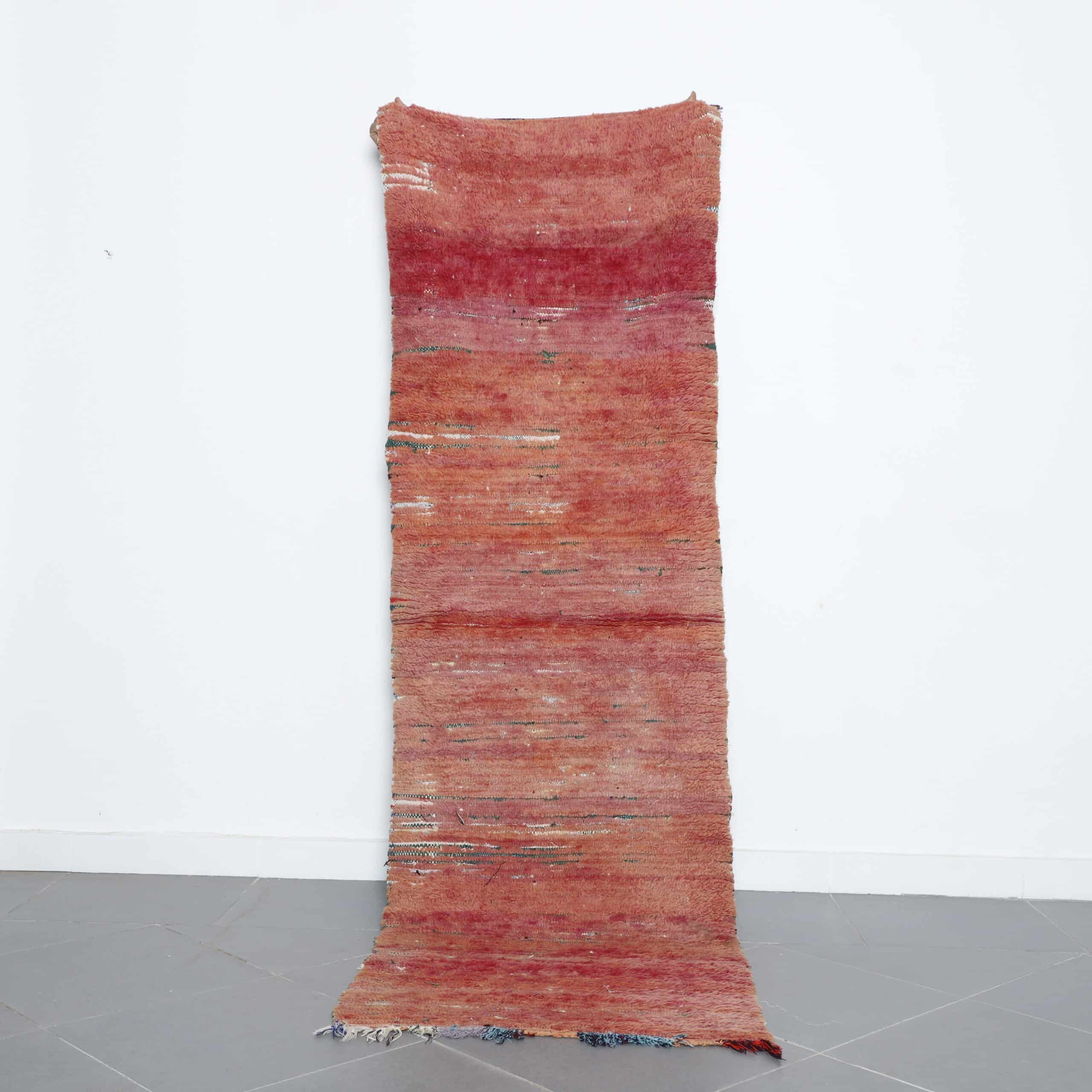 Vintage Boujaad Rug 8.7×2.7 ft – Handmade Moroccan Wool Runner in Warm Red and Terracotta Shades