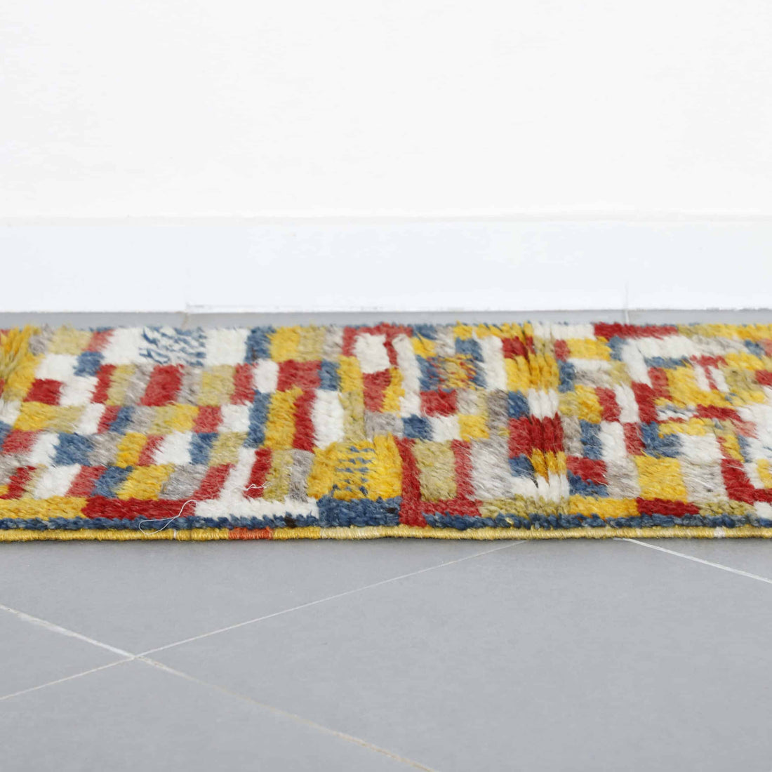 Taznakht Runner 8.3×2.5 ft – Handmade Moroccan Wool Rug in Warm Multicolor Geometric Pattern
