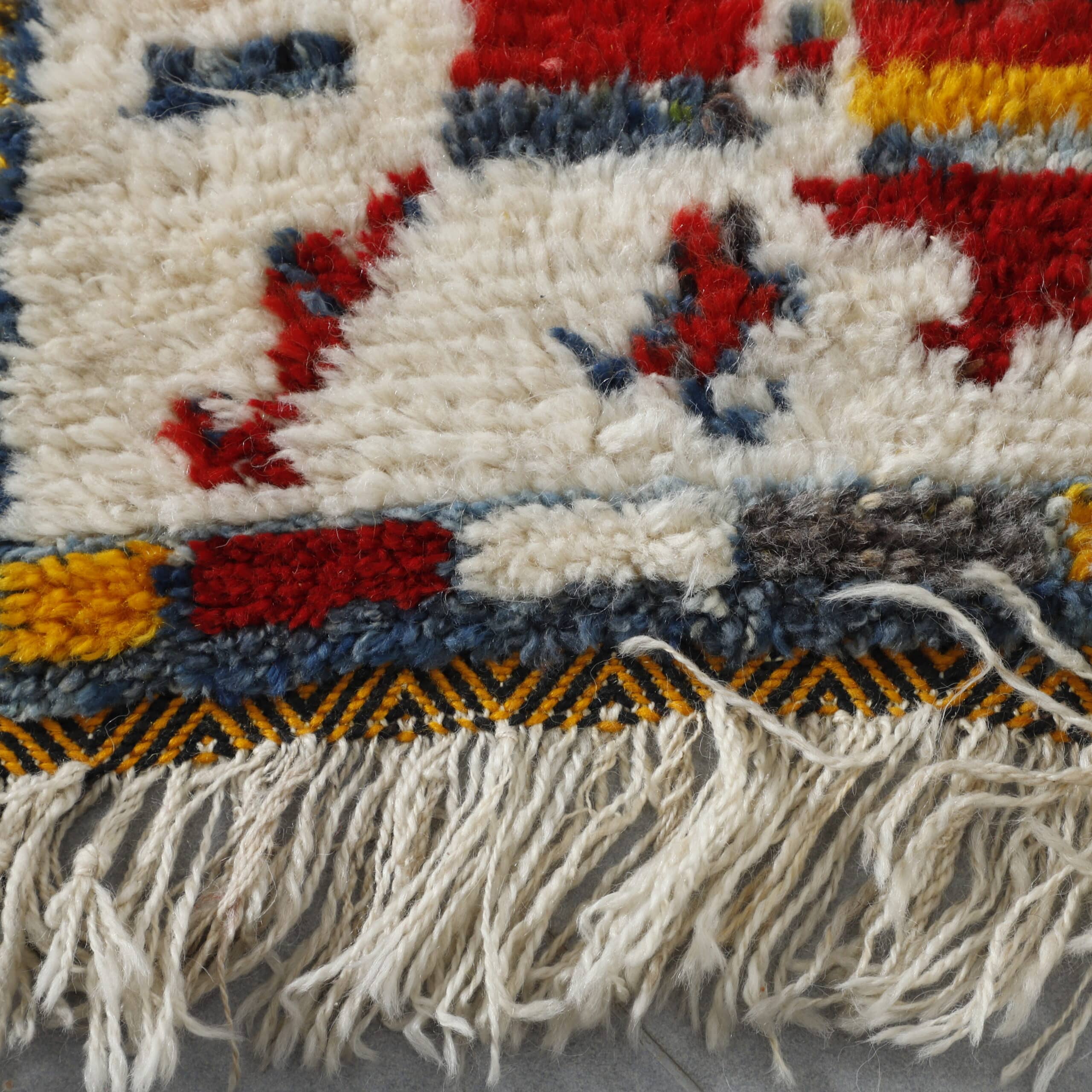 Taznakht Runner 8.3×2.5 ft – Handmade Moroccan Wool Rug in Warm Multicolor Geometric Pattern