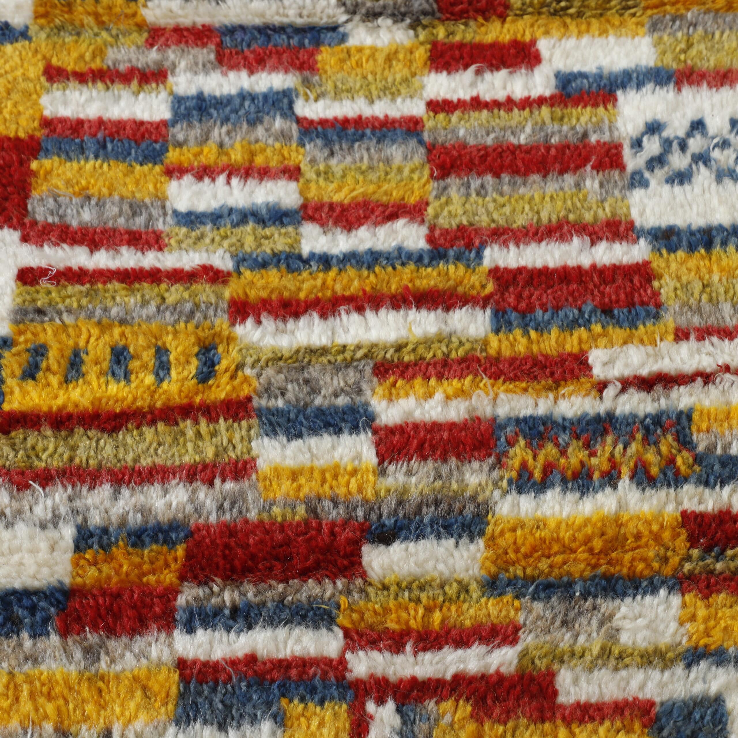 Taznakht Runner 8.3×2.5 ft – Handmade Moroccan Wool Rug in Warm Multicolor Geometric Pattern