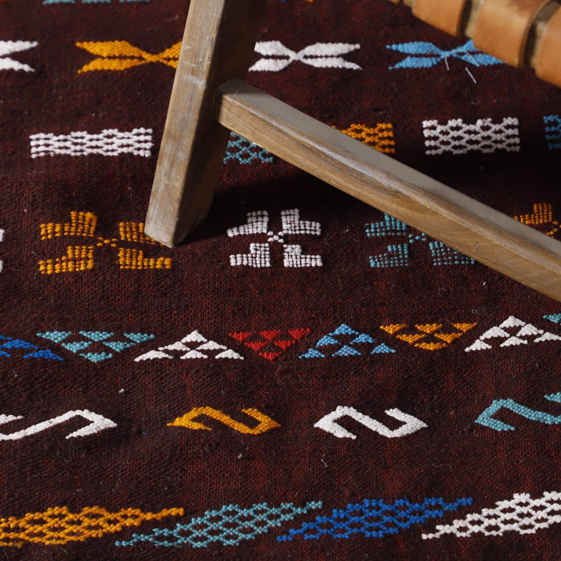 Kilim Rug 8.4×4.1 ft – Handmade Moroccan Wool Flatweave Carpet