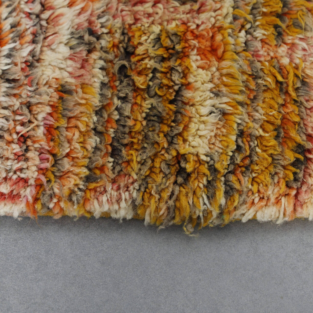 Boujaad Rug 4.6×3.8 ft – Handmade Moroccan Wool Carpet in Warm Earth Tones