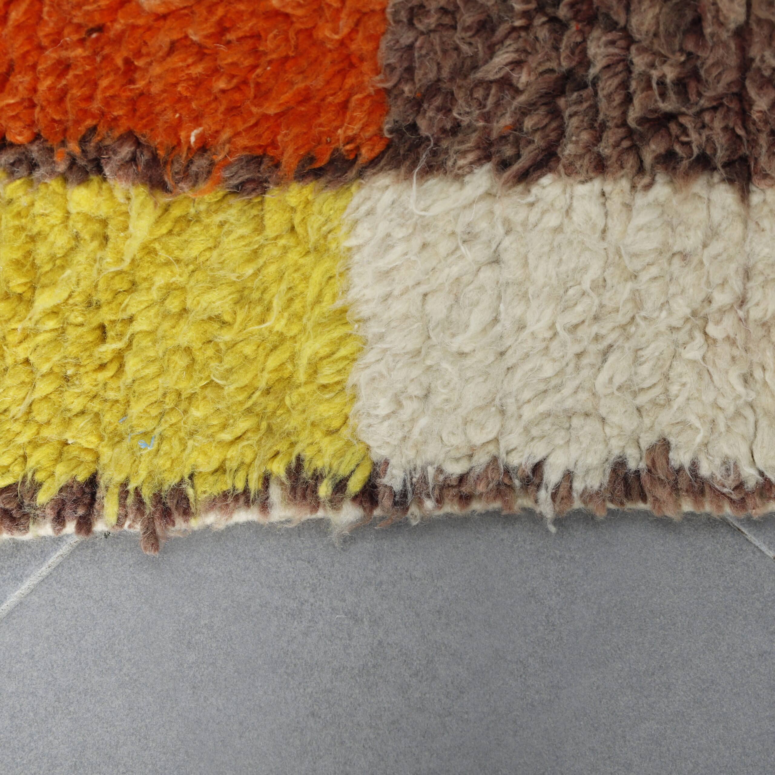 Boujaad Rug 4.9×3.3 ft – Handmade Moroccan Wool Carpet in Warm Yellow and Orange Tones