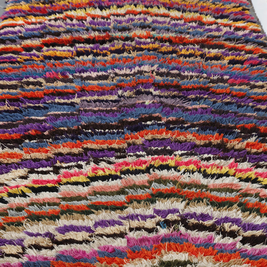Boucherouite Runner 8.6×3.1 ft – Handmade Moroccan Rag Rug