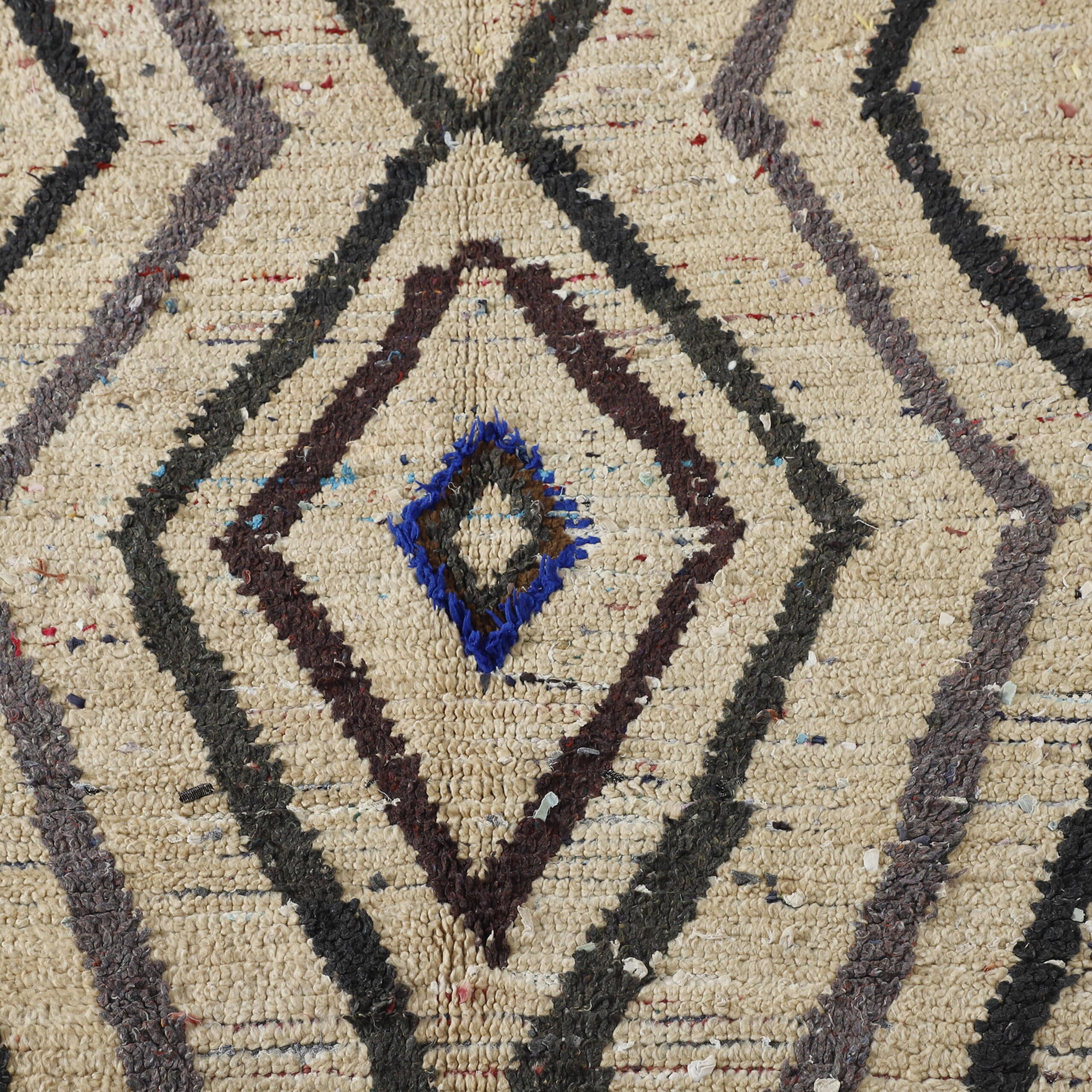 Large Handmade Moroccan Beni Ouarain Rug with Colorful Diamond Lattice       186cm x 110cm