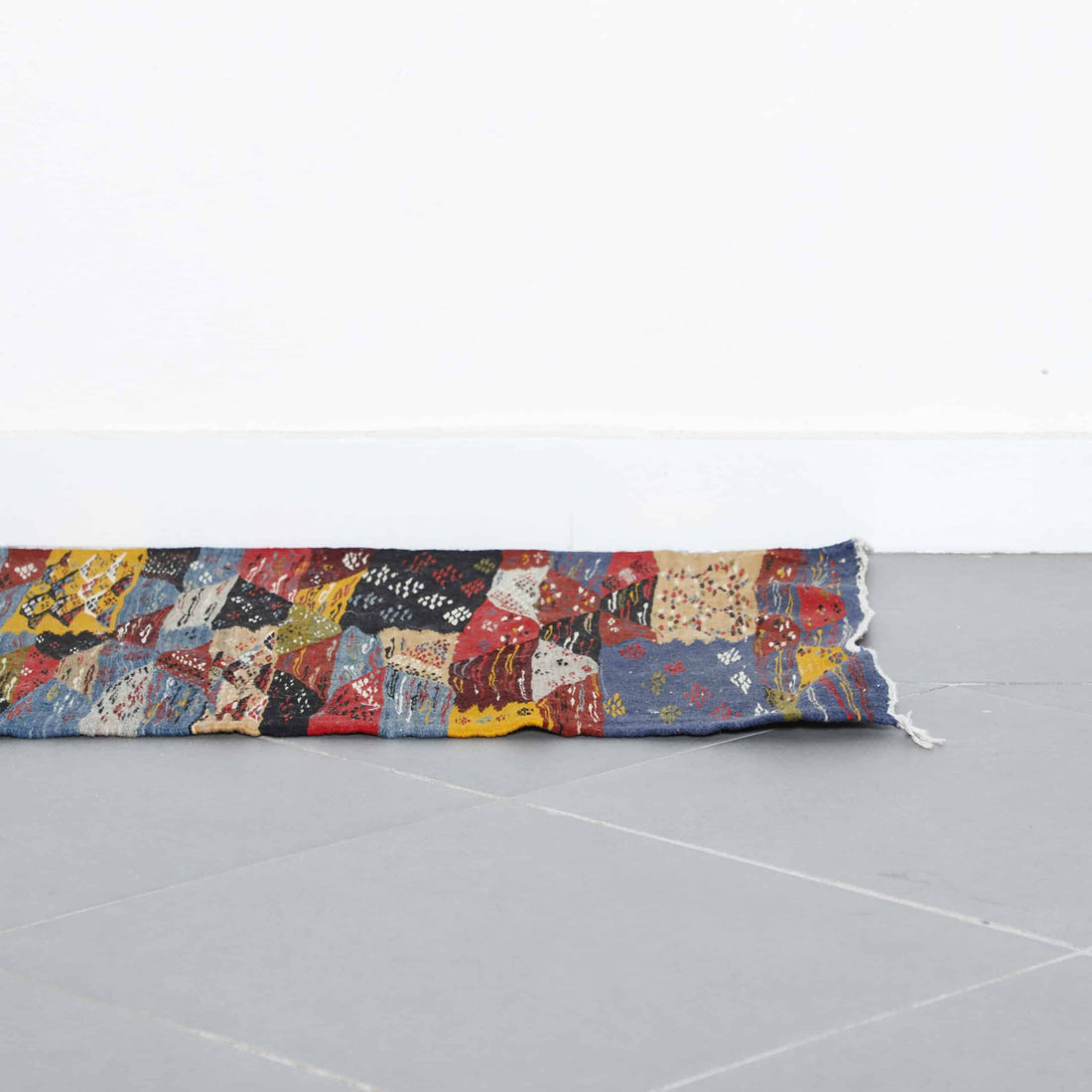 Colorful Taznakht Kilim 4.9×2.2 ft – Handmade Moroccan Wool Rug