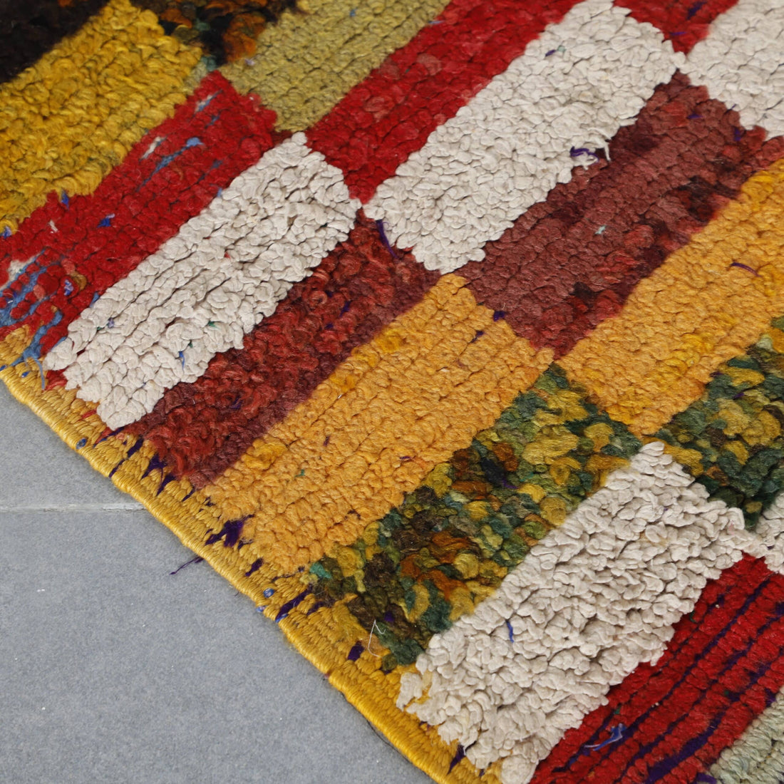 Vintage Taznakht 5.4×2.4 ft – Handmade Moroccan Wool Checkered Rug