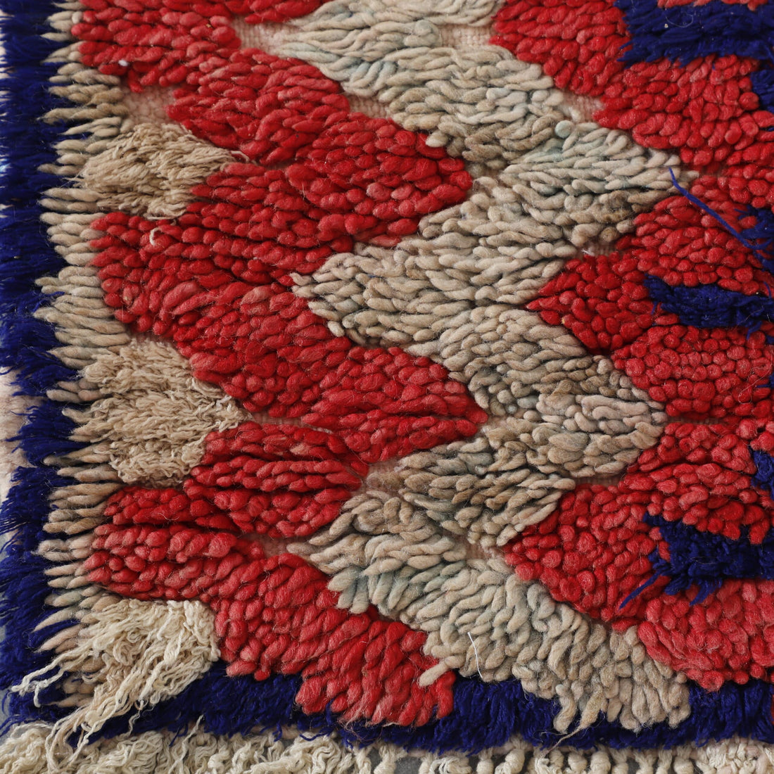 Taznakht Runner 7.3×2.4 ft – Handmade Moroccan Wool Rug