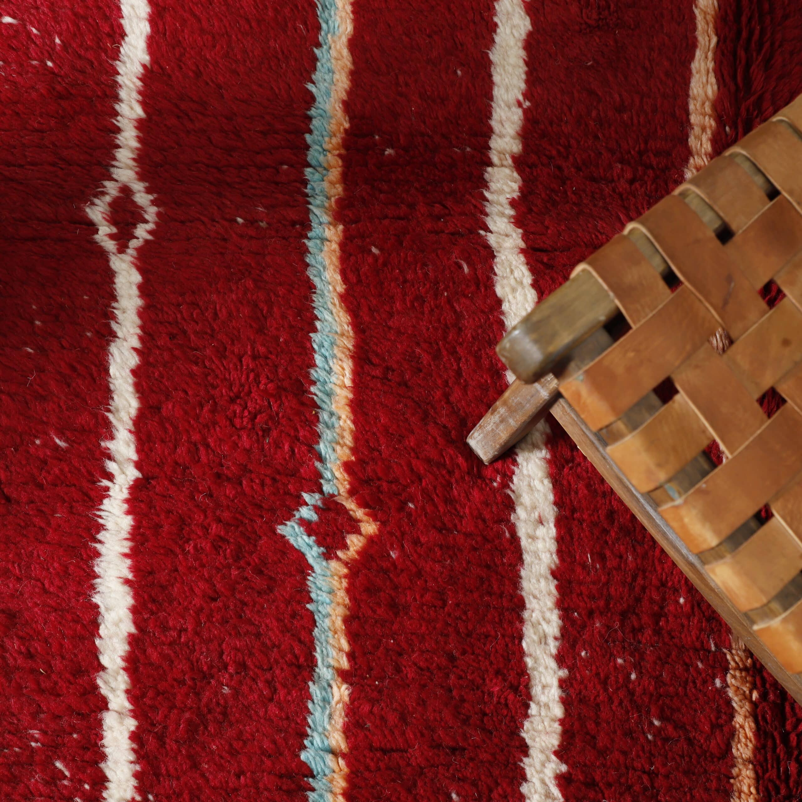 Boujaad Rug 8.9×5.2 ft – Handmade Moroccan Red Wool Carpet
