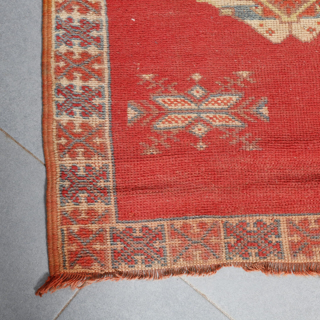Taznakht Runner 14.9×2.9 ft – Handmade Moroccan Wool Rug with Tribal Geometric Motifs