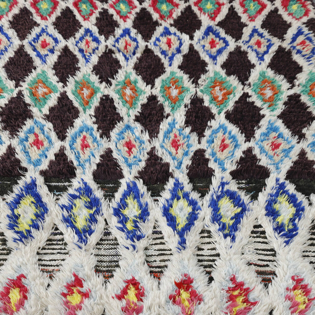 Boucherouite Rug 7.4×2.9 ft – Handmade Moroccan Colorful Rug in Geometric Diamond Pattern