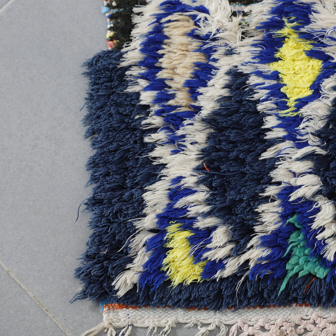 Boucherouite Rug 7.4×2.9 ft – Handmade Moroccan Colorful Rug in Geometric Diamond Pattern