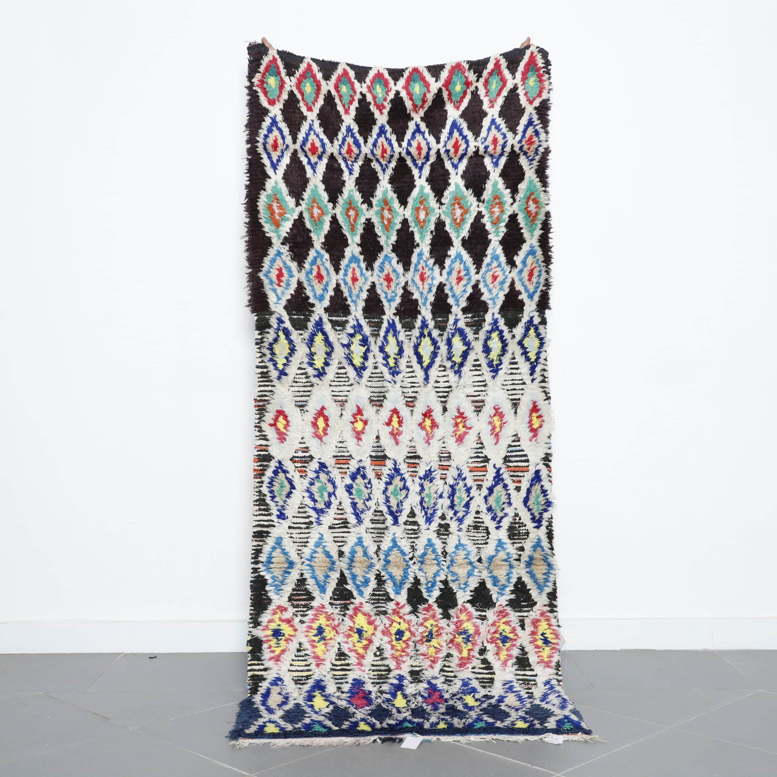Boucherouite Rug 7.4×2.9 ft – Handmade Moroccan Colorful Rug in Geometric Diamond Pattern