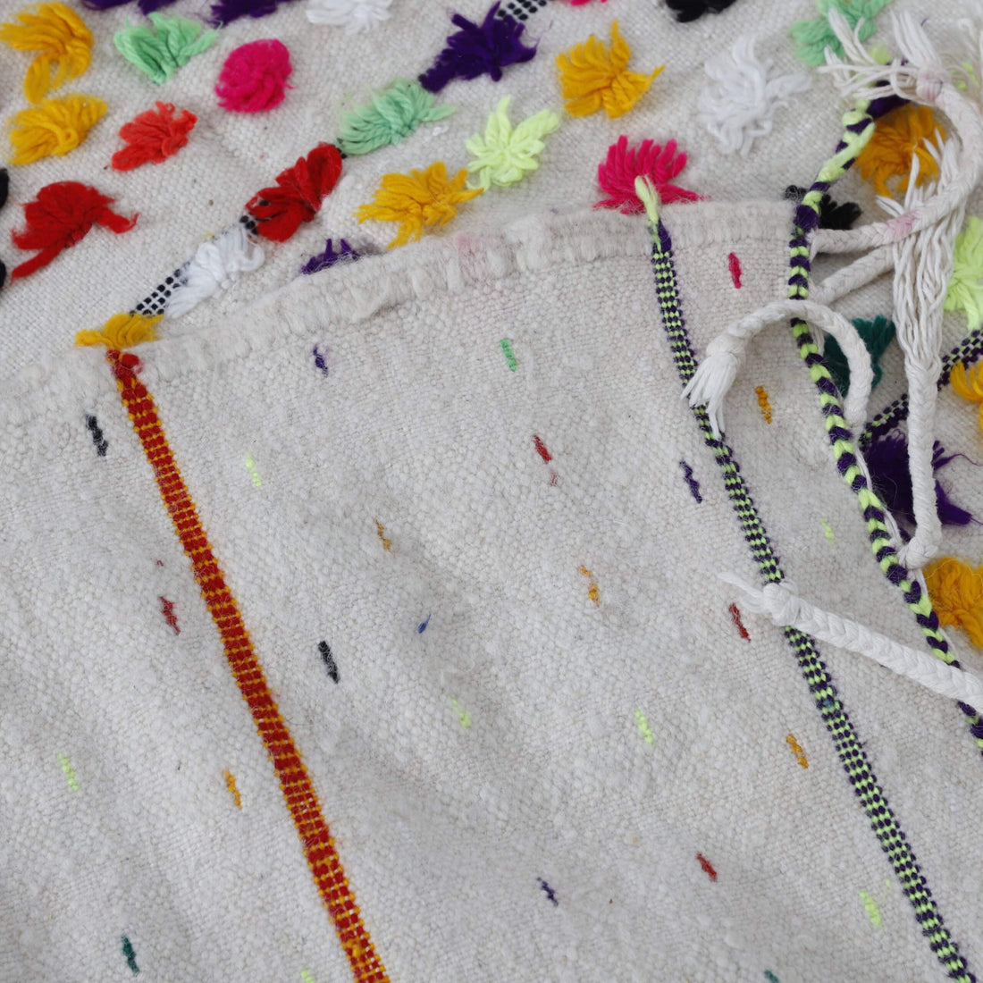 Azilal Wedding Blanket 10.1×4.7 Ft – Handmade Moroccan Wool