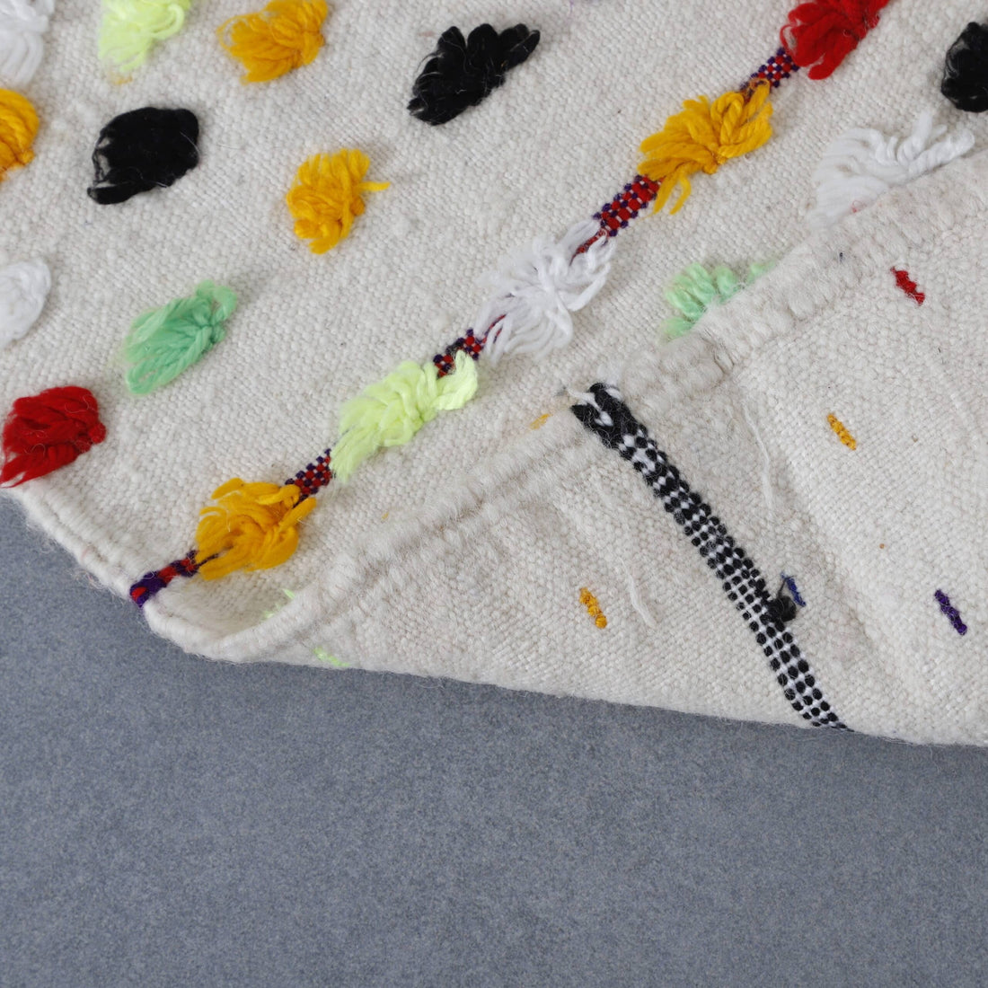 Azilal Wedding Blanket 10.1×4.7 Ft – Handmade Moroccan Wool