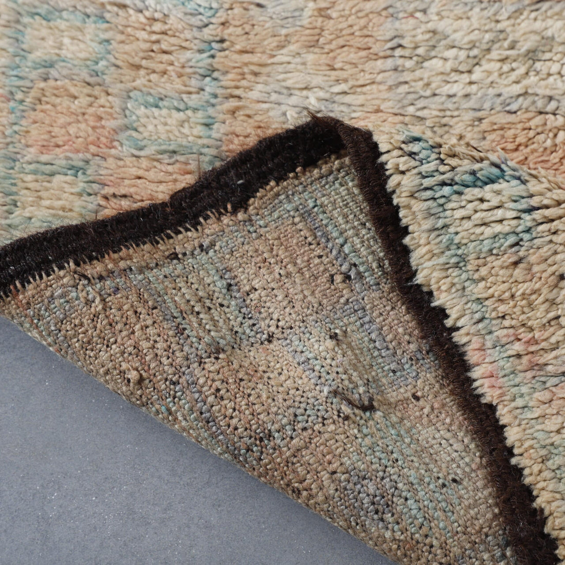 Boujaad Rug 7.9×5.1 Ft – Handwoven Moroccan