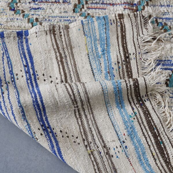 Azilal Vintage Rug 6.1×4.4 ft – Moroccan Berber Cream Wool with Zigzag Pattern