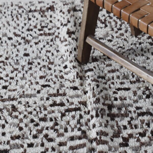 Azilal Rug 7.0×4.6 ft – Moroccan Berber Cream Wool with Brown Geometric Pattern