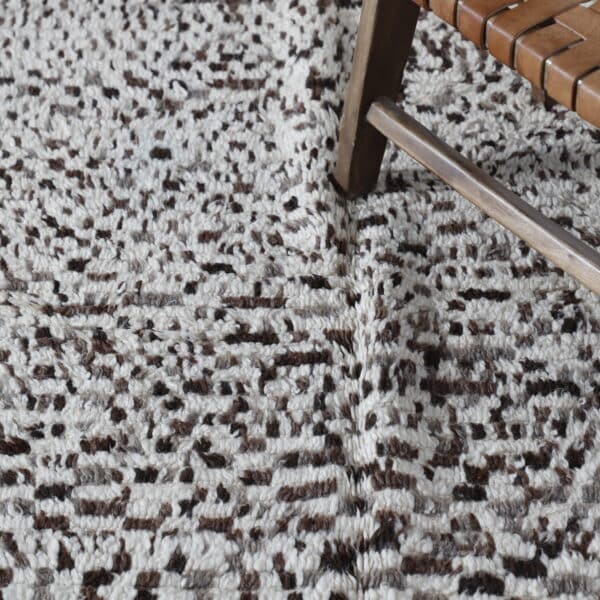 Azilal Rug 7.0×4.6 ft – Moroccan Berber Cream Wool with Brown Geometric Pattern