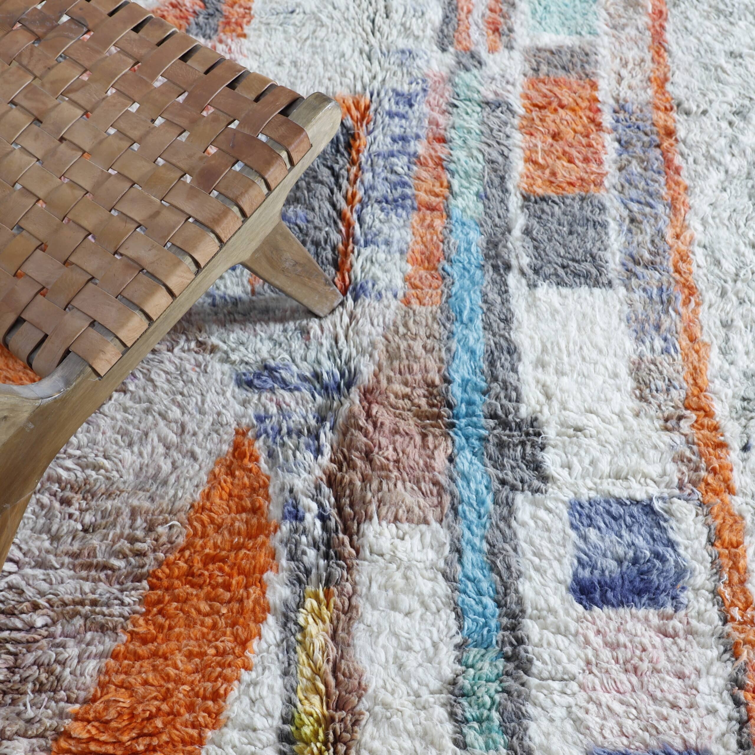 Boujaad Carpet 9.4×6.4 Ft – Handcrafted Moroccan Rug