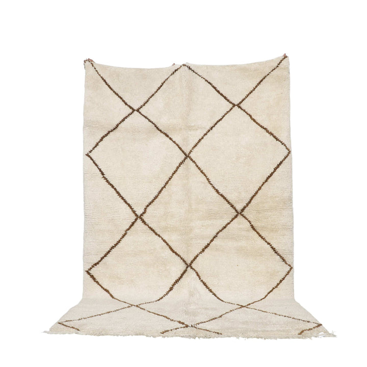Vintage Marmoucha Rug 8.4×5.4 ft – Moroccan Wool in Minimalist Diamond Pattern