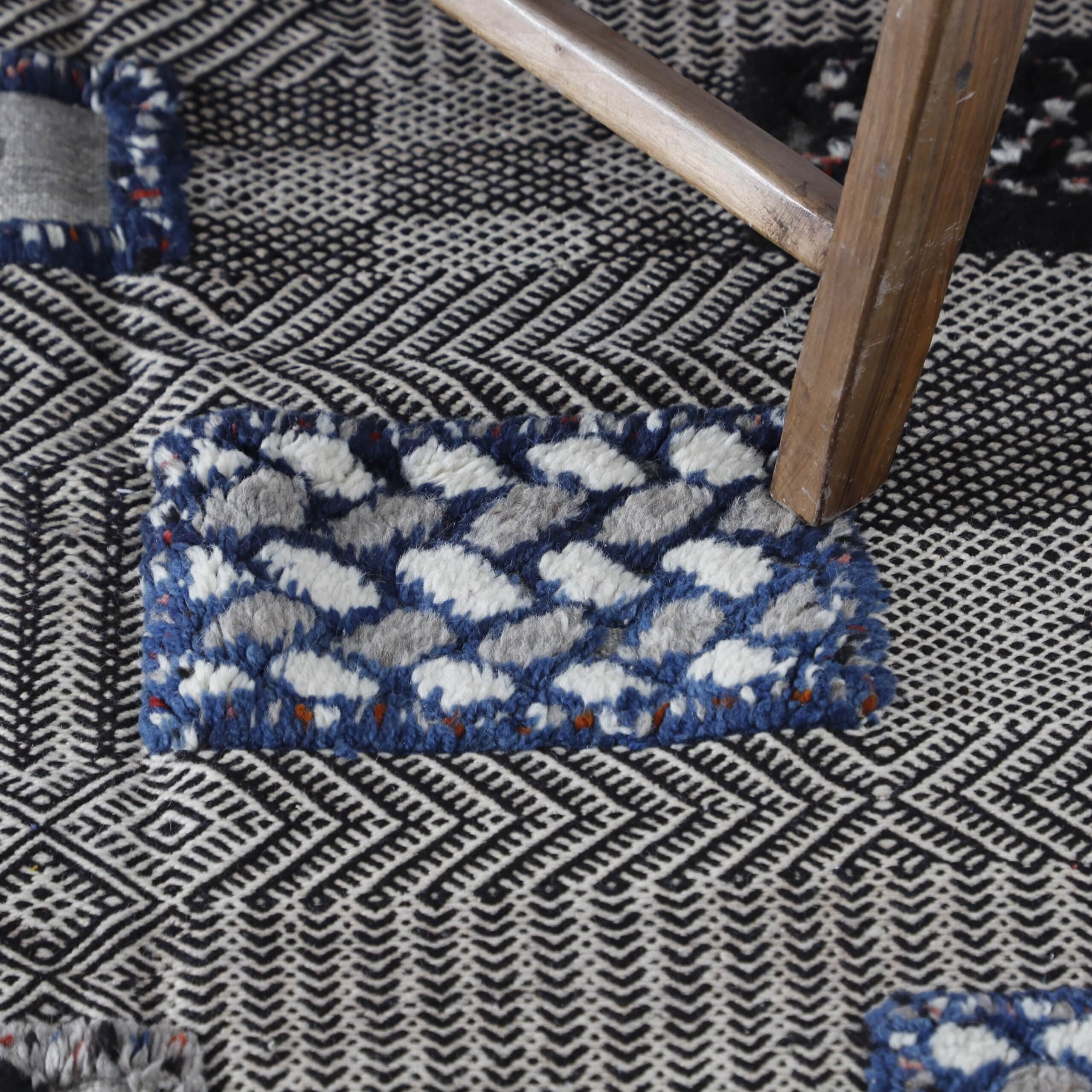 Vintage Zanafi Kilim Rug 6.6×3.6 Ft – Handmade Moroccan Wool