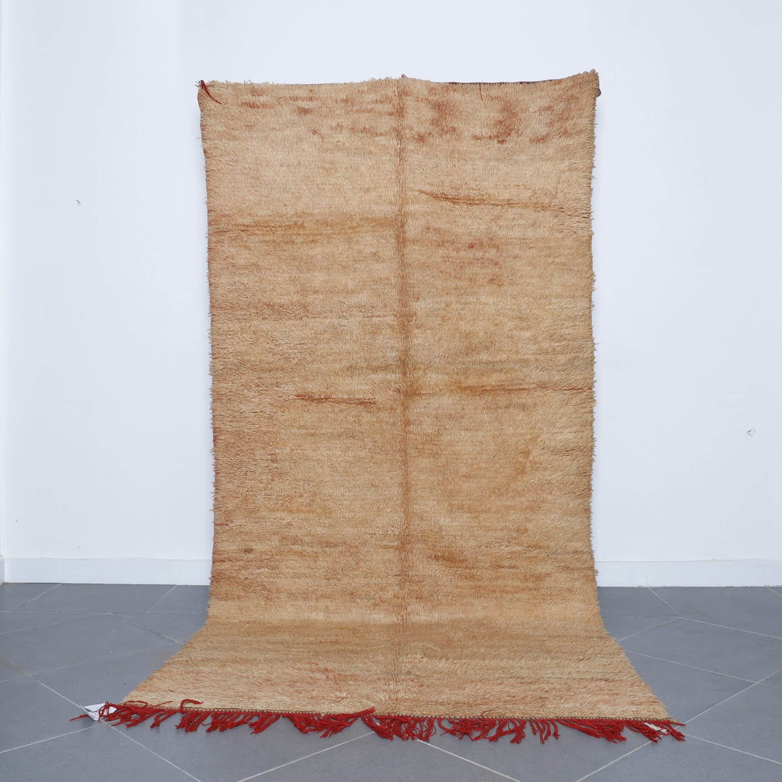 Vintage Moroccan Rug 9.4×4.6 Ft – Handcrafted Wool Carpet