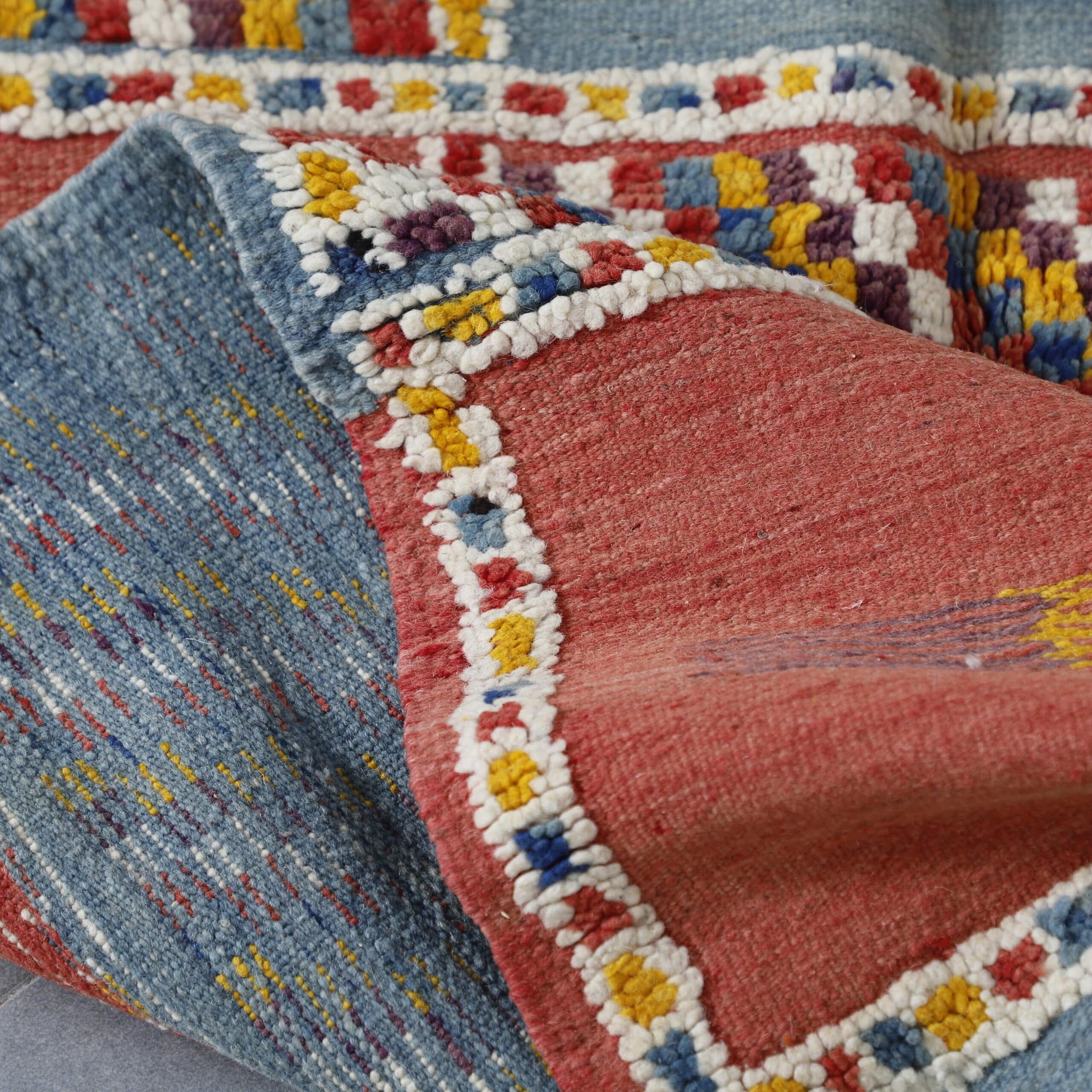 Boujaad Rug 7.9×5.1 ft – Handmade Moroccan Wool Carpet