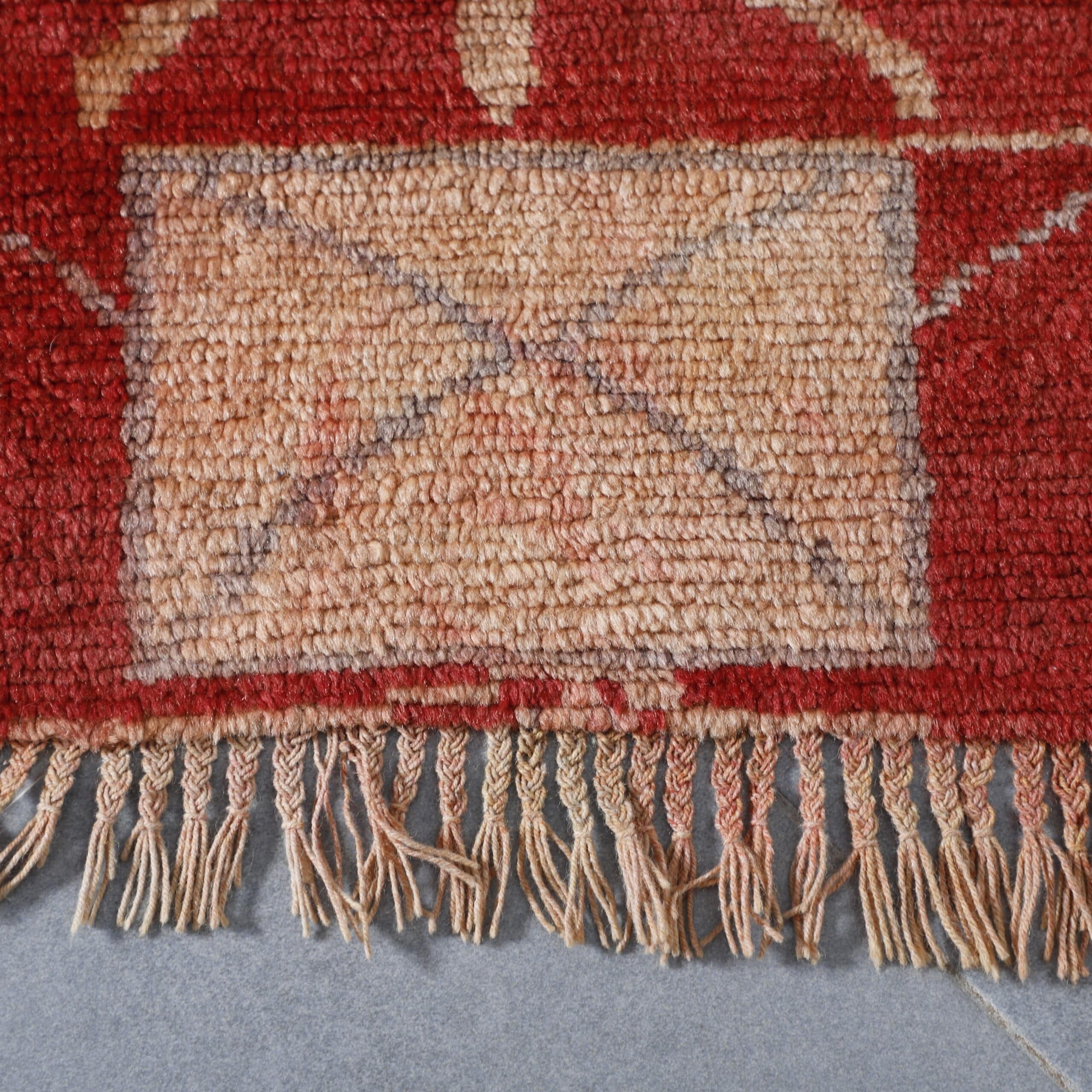 Square Boujaad Rug 5.2×4.5 Ft – Vintage Moroccan Handwoven Carpet