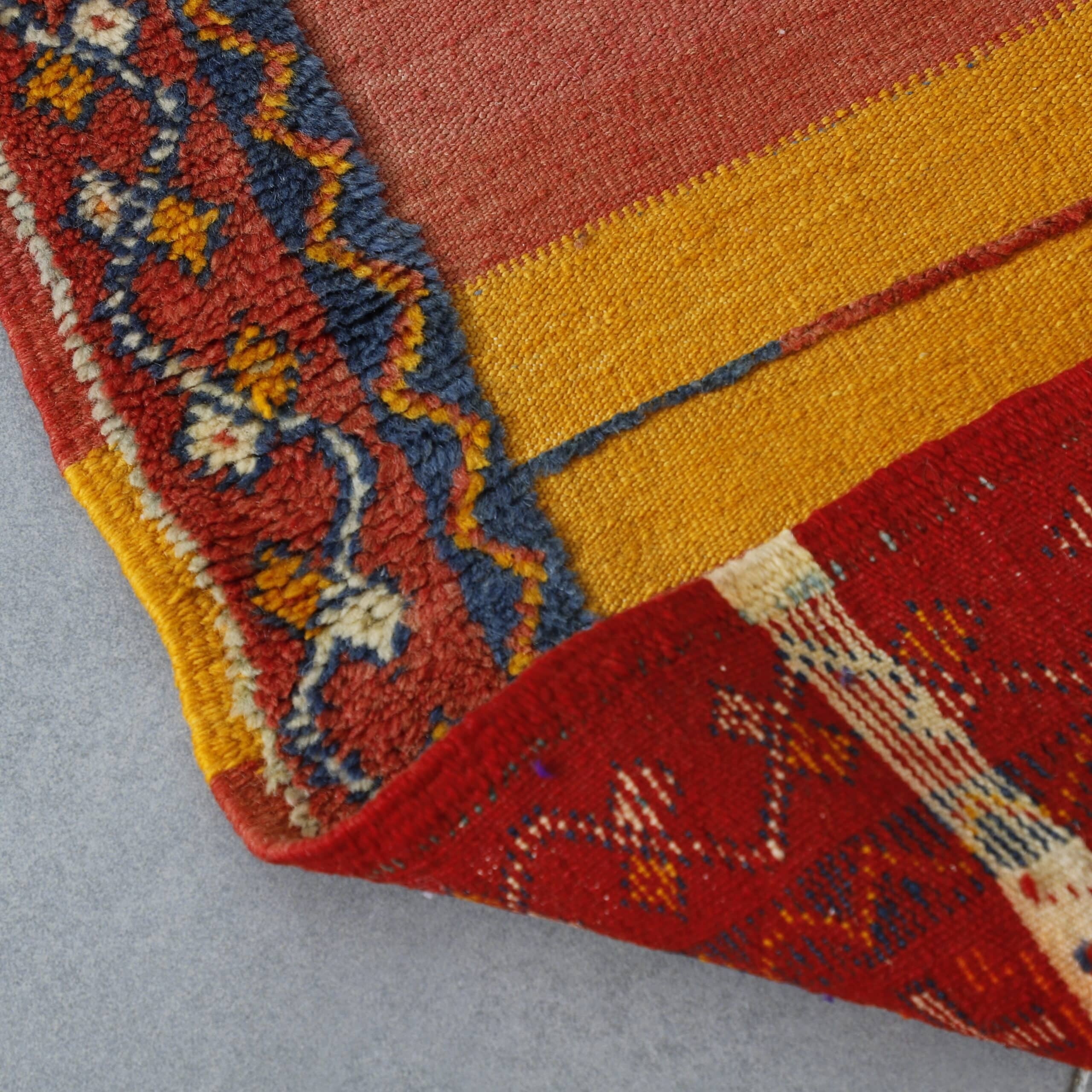 Glaoui Rug 7.9×4.9 Ft – Authentic Moroccan Handwoven Carpet