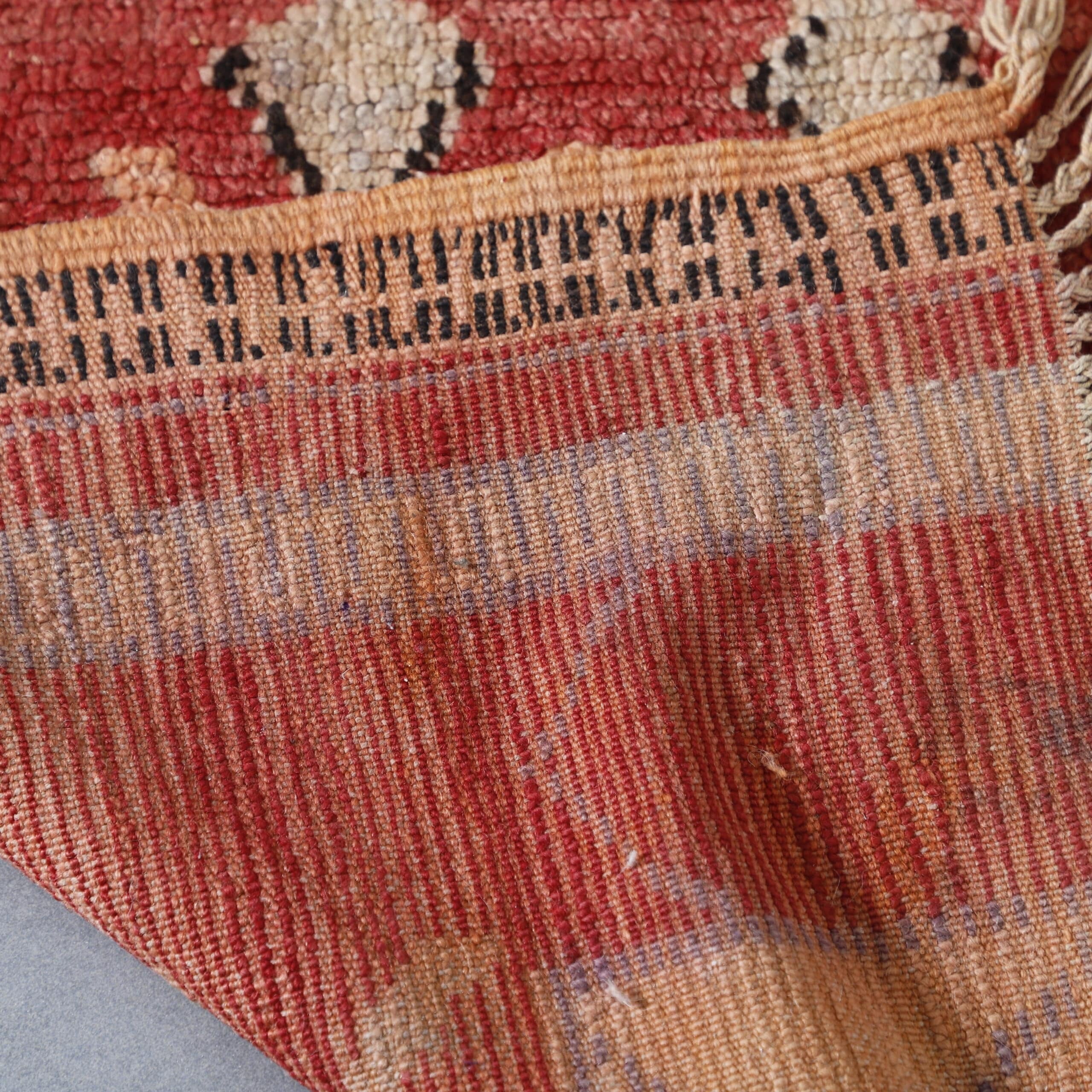 Square Boujaad Rug 5.2×4.5 Ft – Vintage Moroccan Handwoven Carpet