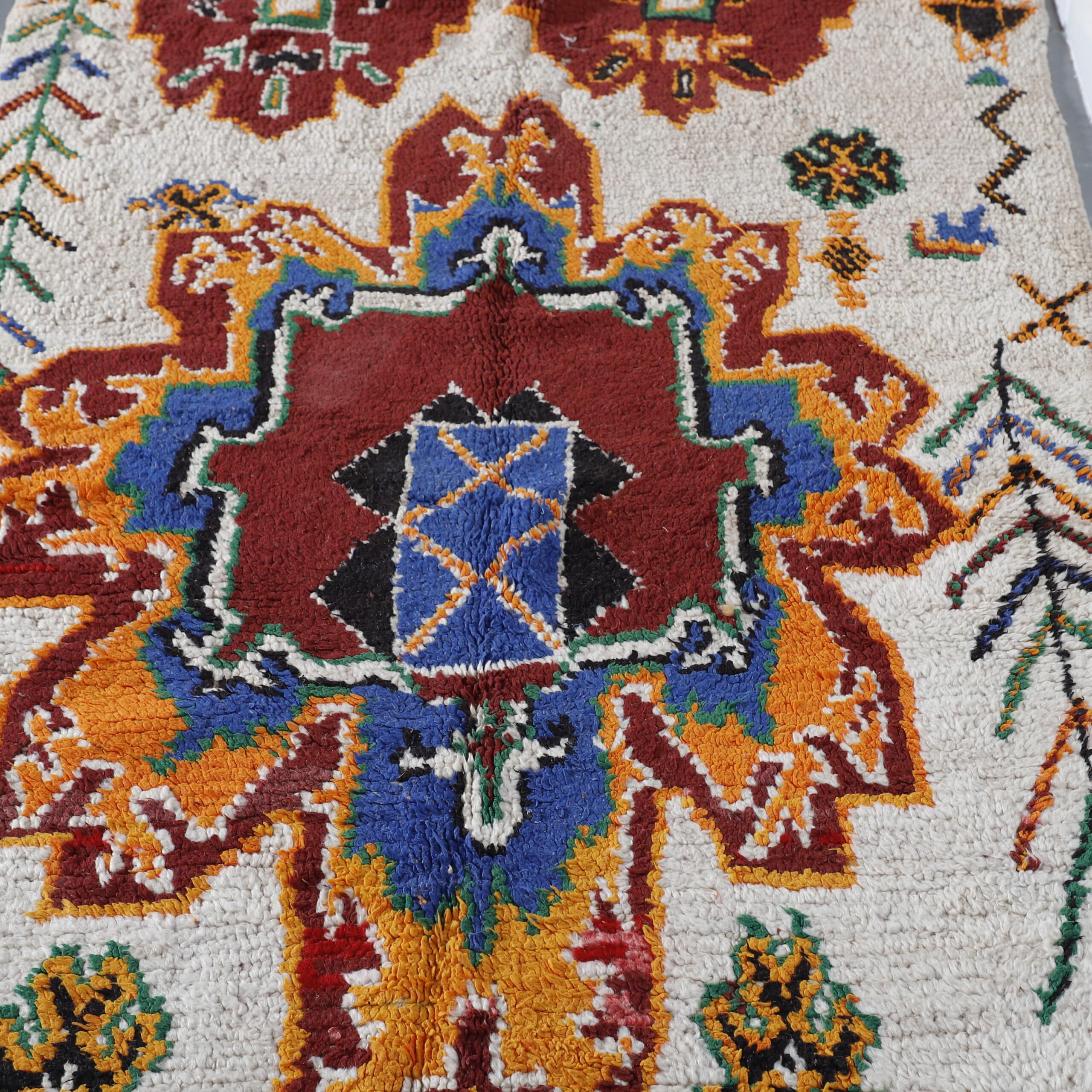 Vintage Moroccan Marmoucha Rug 7.3×3.8 ft – Hand-Knotted Wool, Bold Medallion Design
