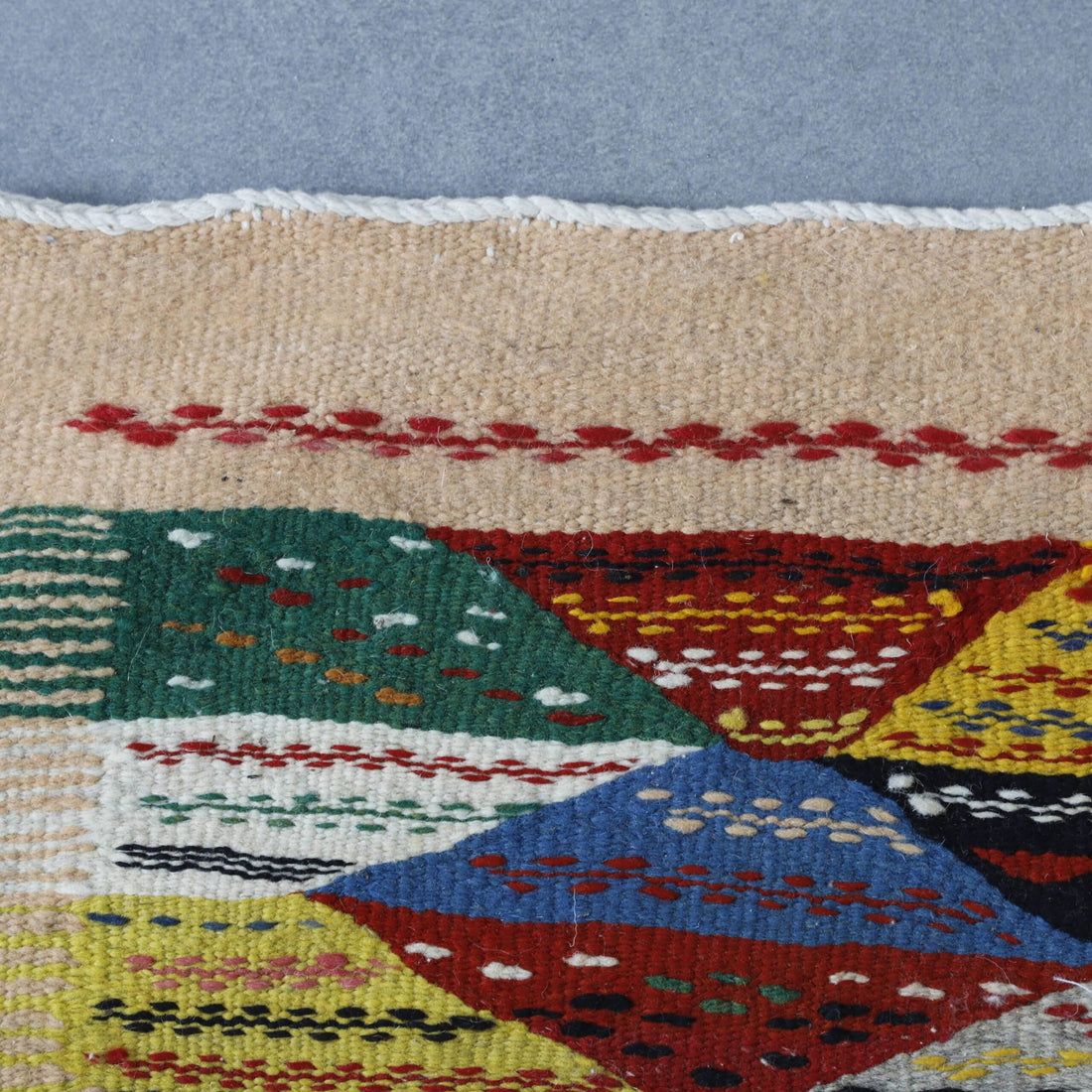 Kilim Rug Pecasso 4.9×3.3 Ft – Handmade Moroccan Wool