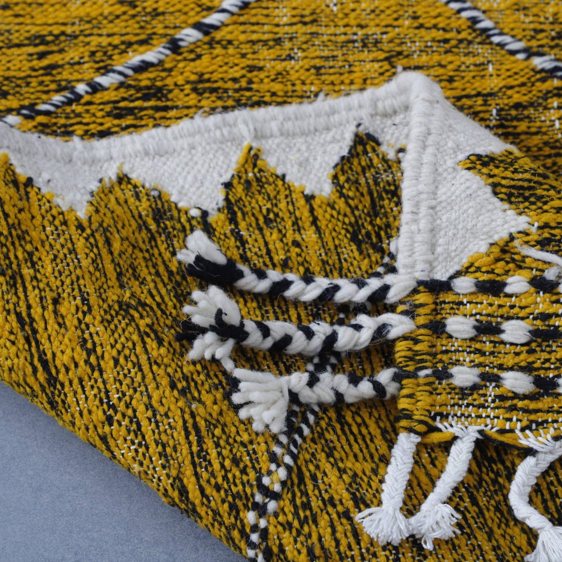 Zanafi Kilim 8.0×4.6 Ft – Handwoven Moroccan Rug