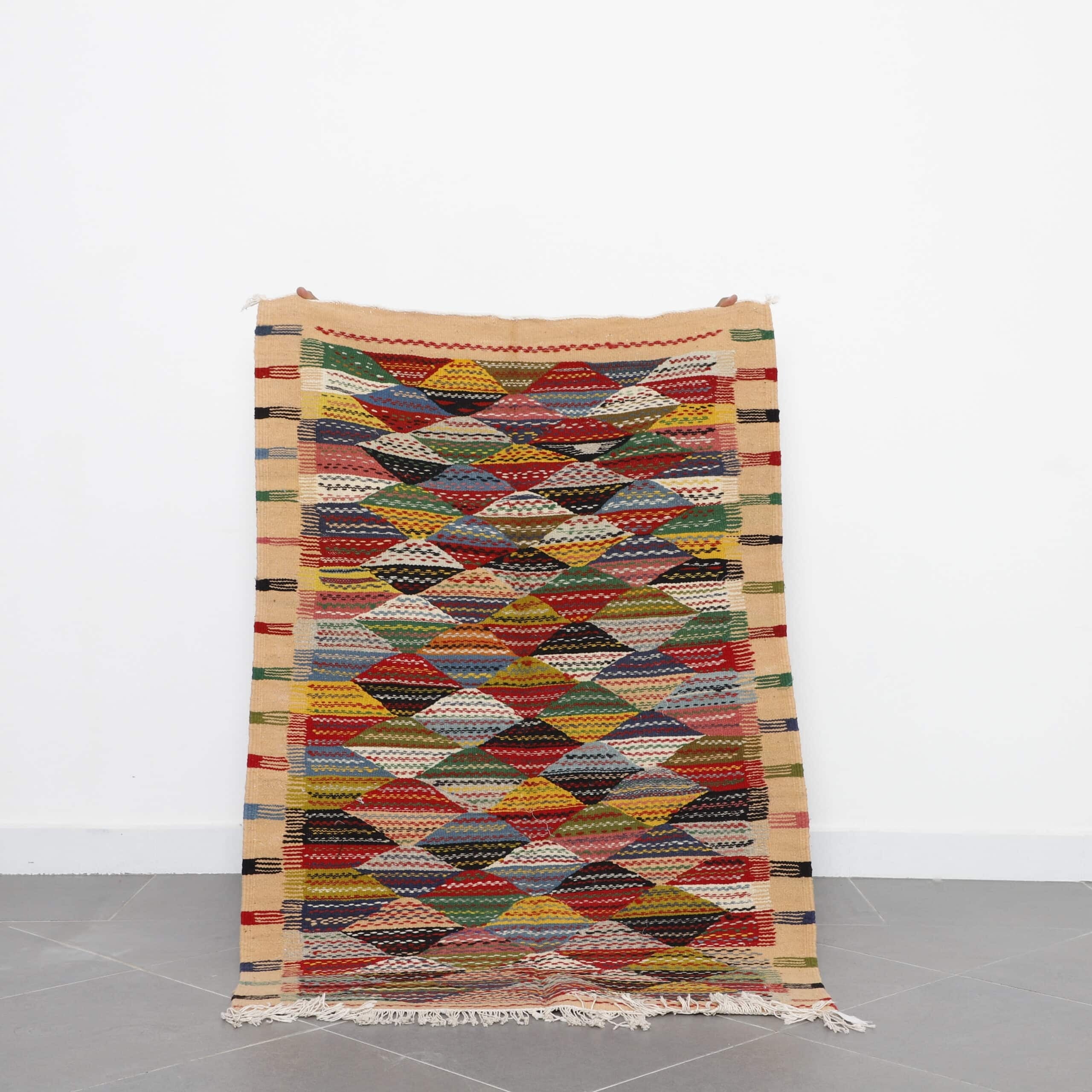Kilim Rug Pecasso 4.9×3.3 Ft – Handmade Moroccan Wool