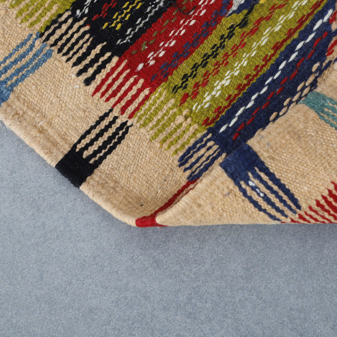 Kilim Rug Pecasso 4.9×3.3 Ft – Handmade Moroccan Wool