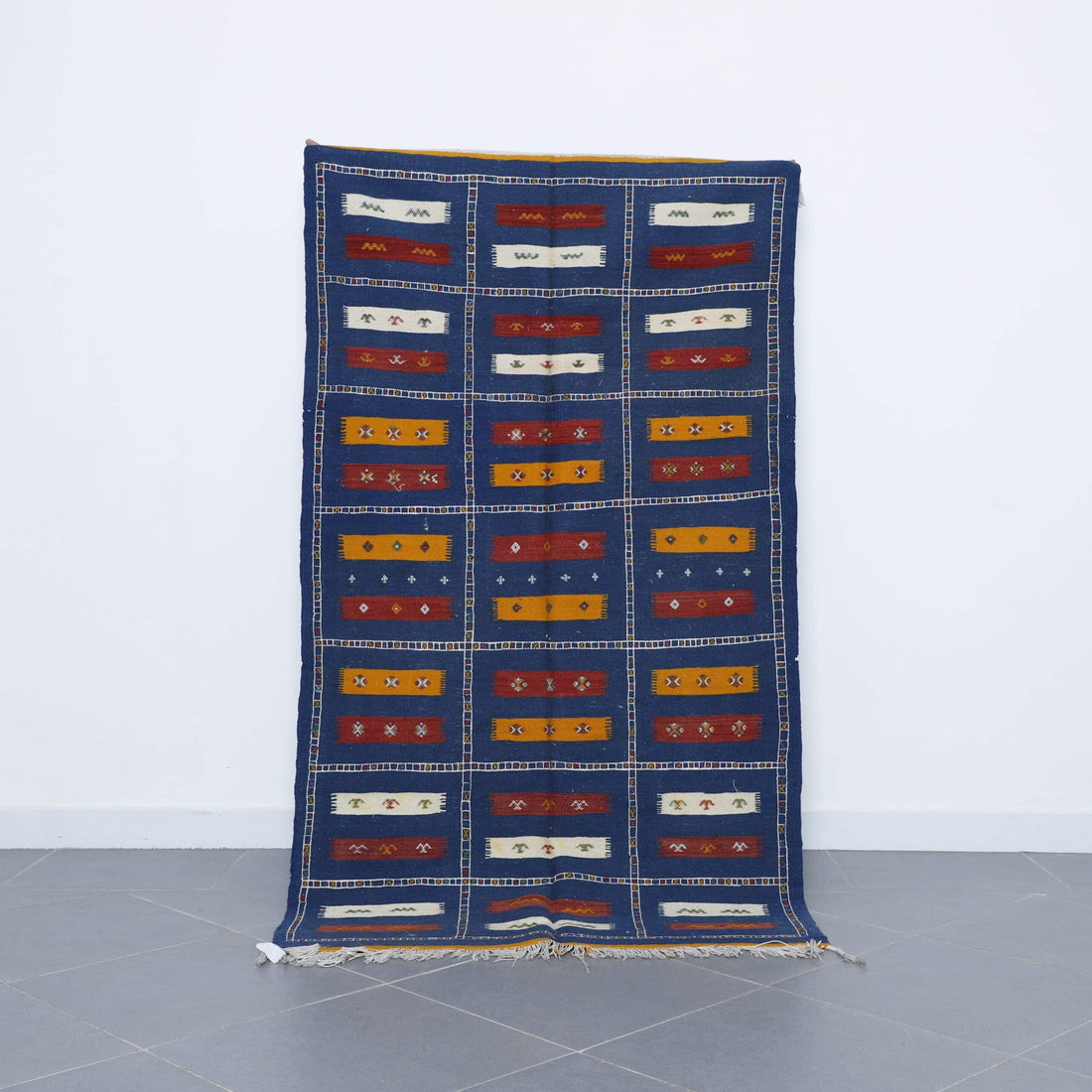 Akhnif Kilim Rug 6.7×3.8 Ft – Handwoven Moroccan Wool