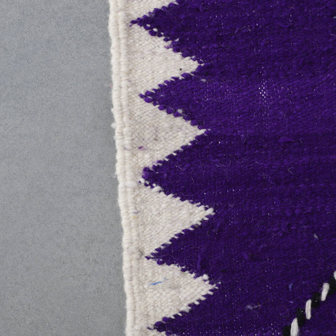Zanafi Kilim Rug 7.9×4.9 Ft – Handwoven Moroccan Wool