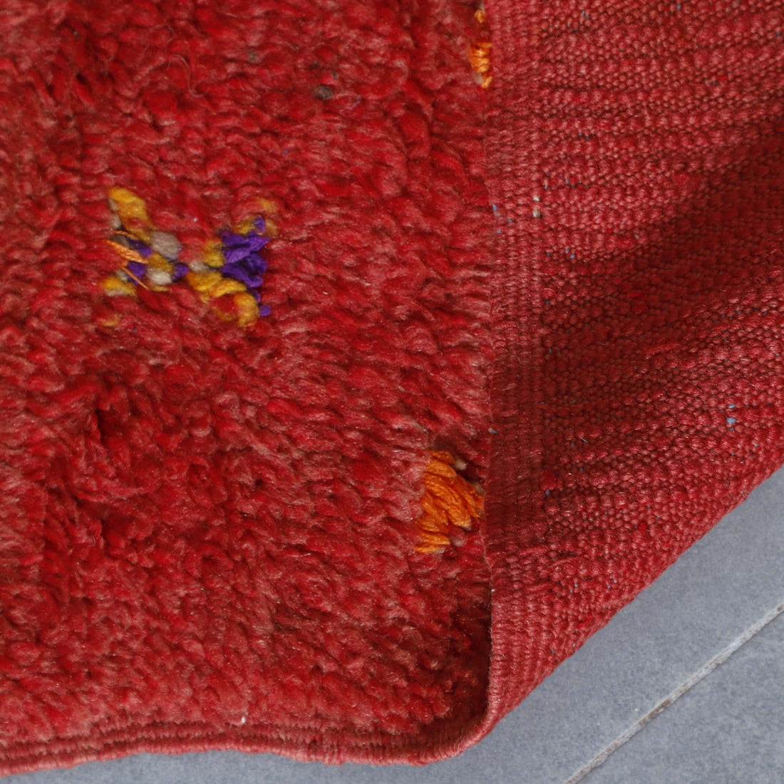 Red Boujaad Carpet 7.3×4.4 Ft – Vintage Moroccan Rug