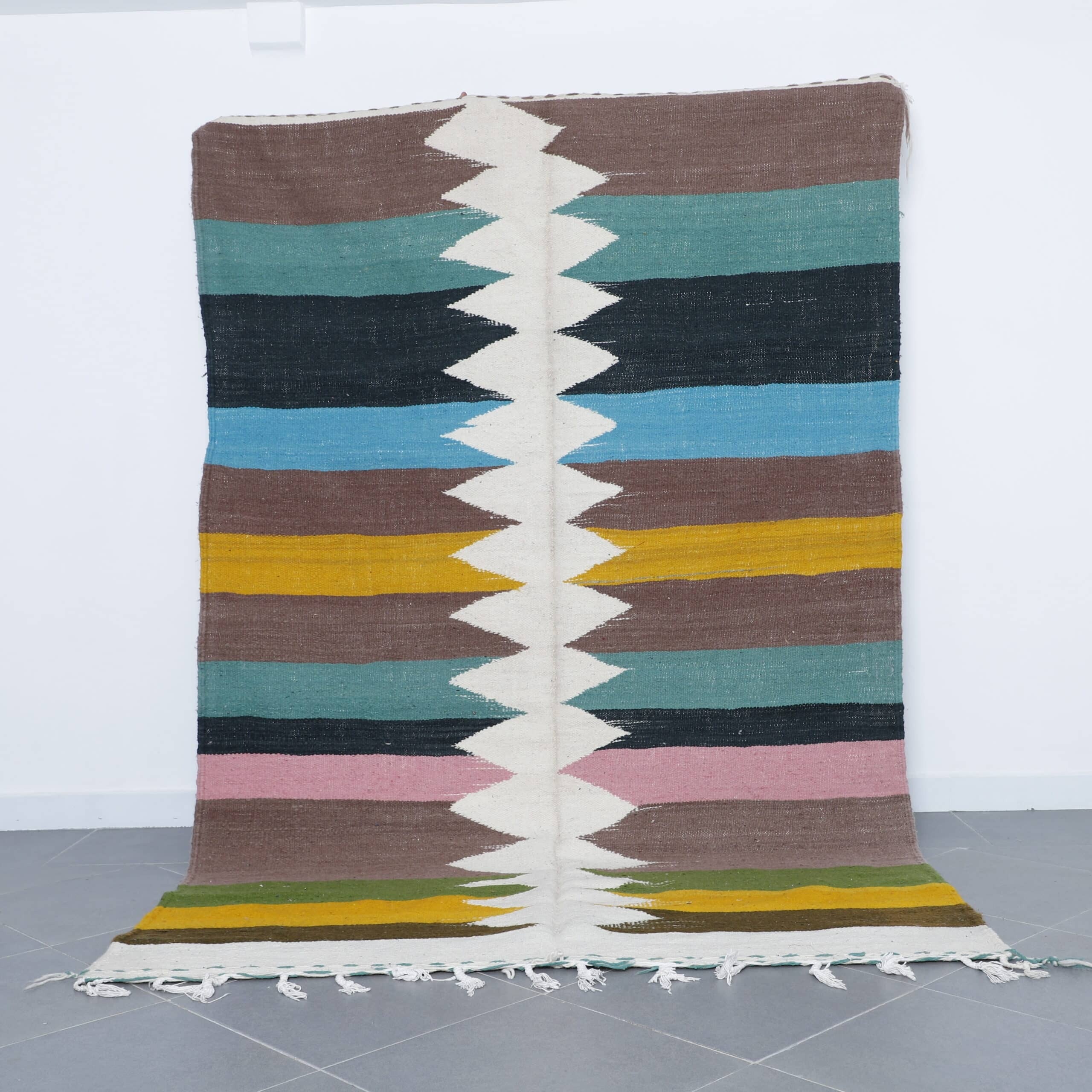 Boujaad Kilim Rug 9.5×6.2 Ft