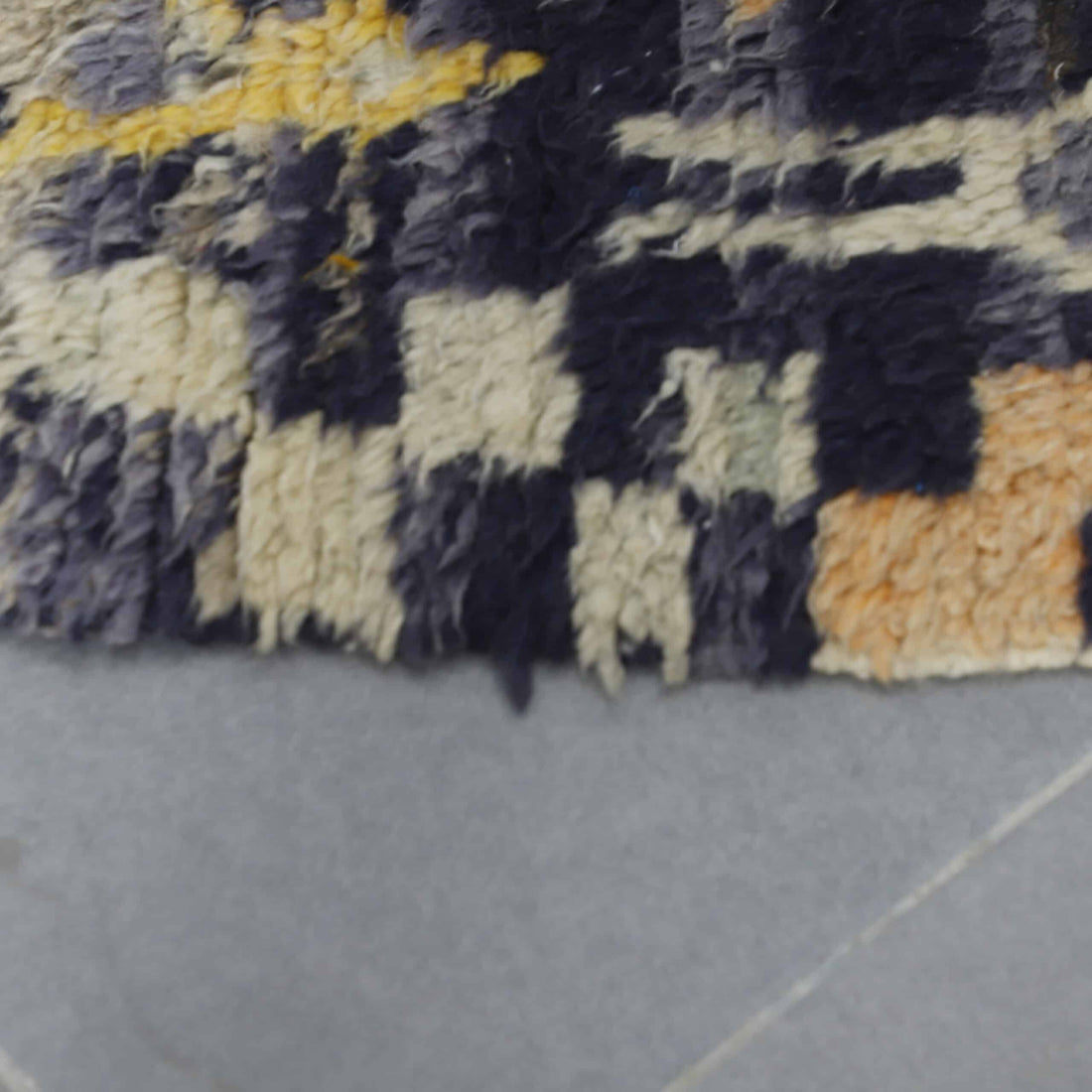 Boujaad Rug 5.0×3.0 ft – Handmade Moroccan Wool Carpet in Gray and Multicolor 