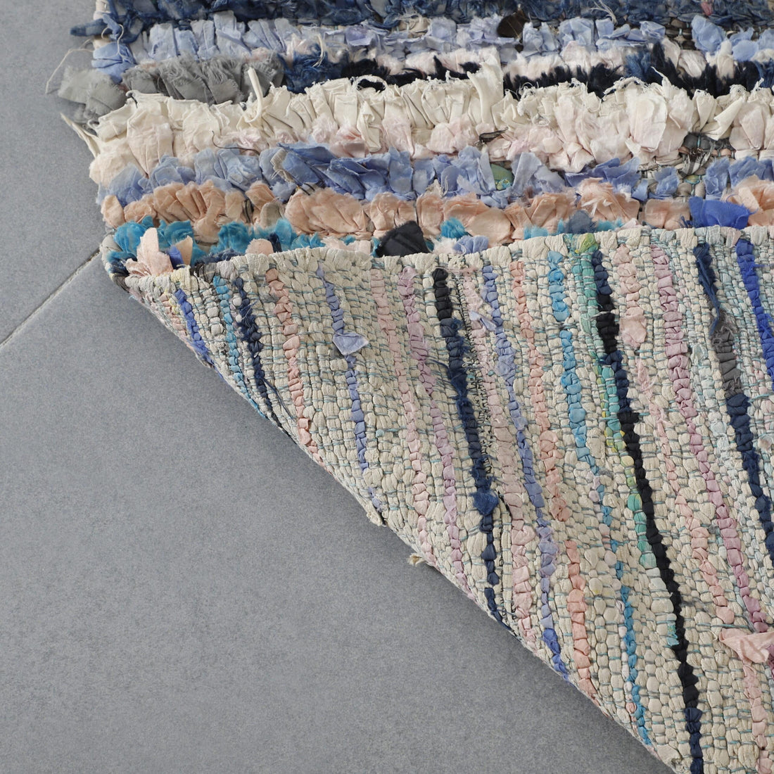 Handmade Colorful Moroccan Boucherouite Rug 148cm x 94cm – Striped Wool Accent Carpet