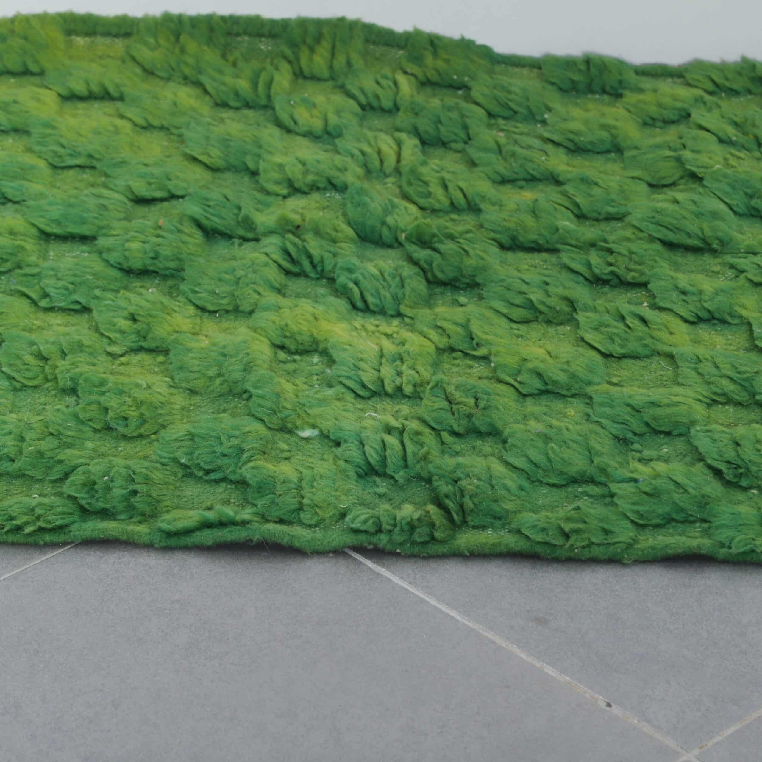 Green Moroccan Beni Ouarain Rug 138cm x 93cm – Handwoven Wool Carpet