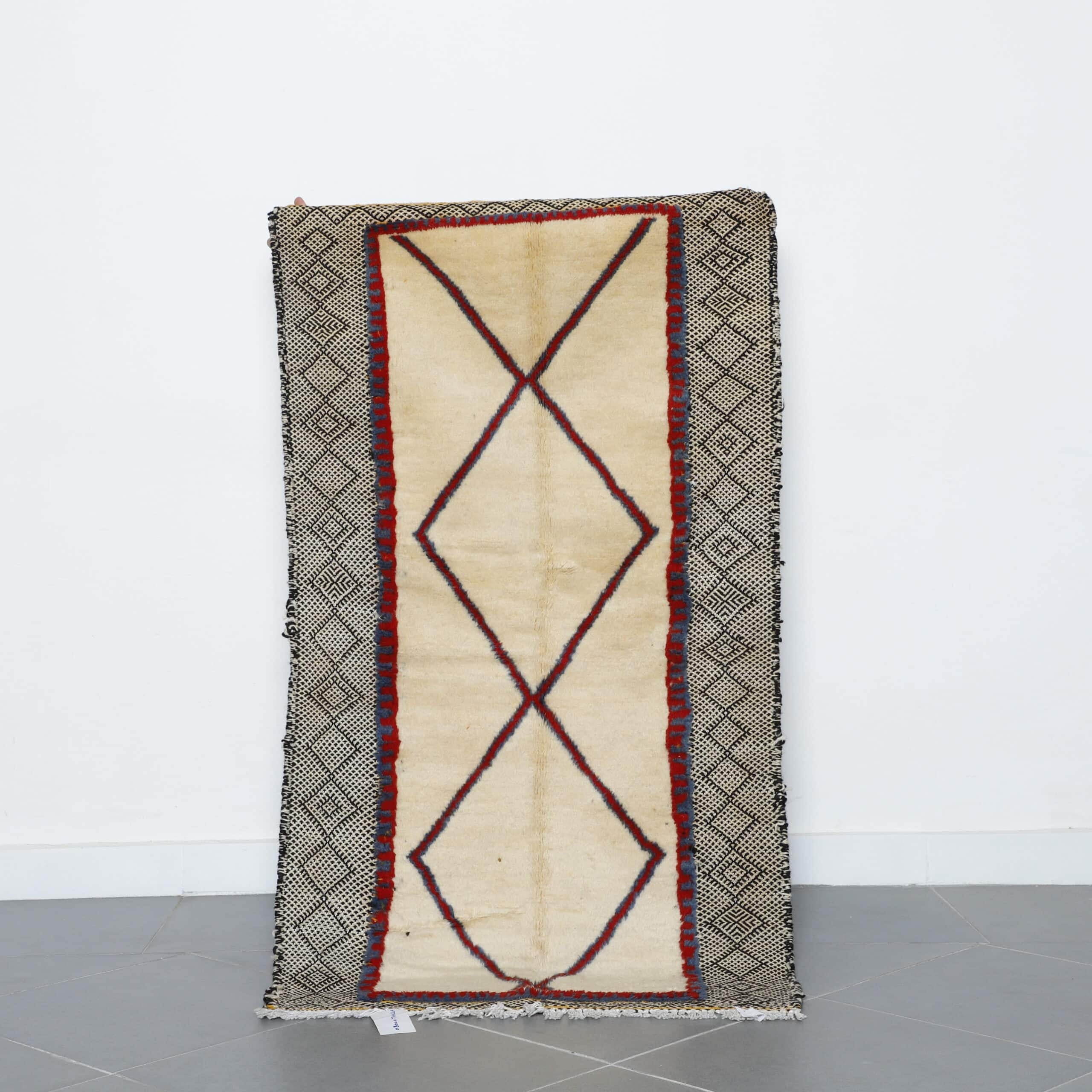 Moroccan Beni Ourain Rug 195cm x 93cm – Handmade Wool Rug with Diamond Pattern